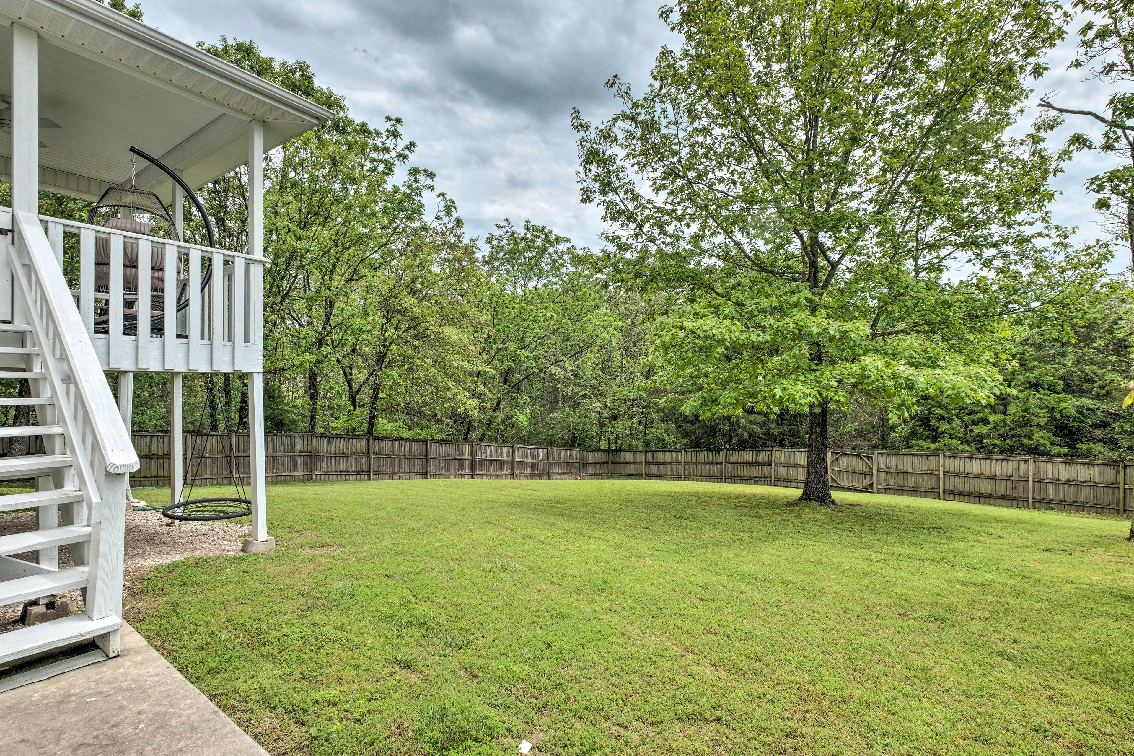 Private Yard | Stairs Required for Access