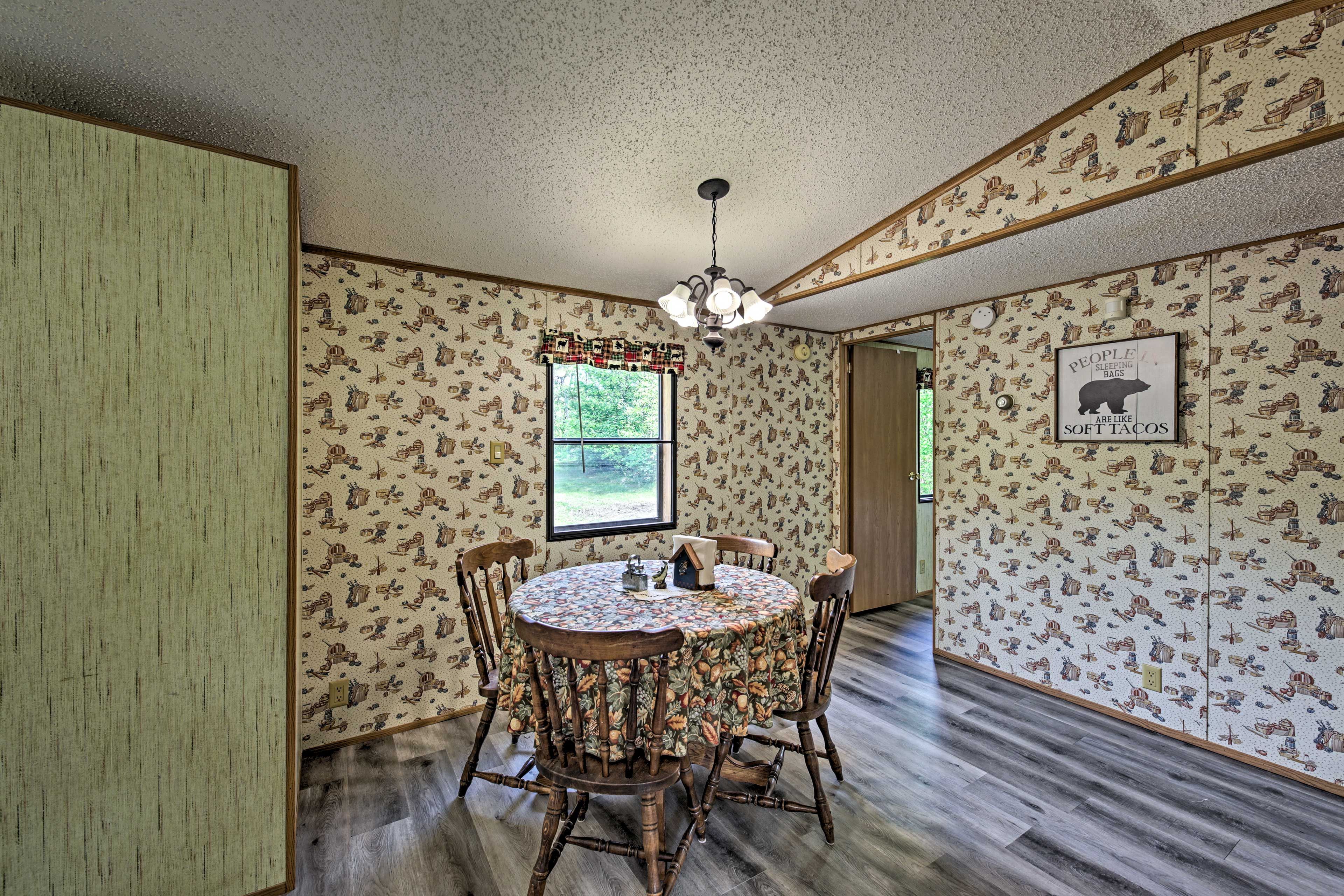 Dining Space | Dishware & Flatware