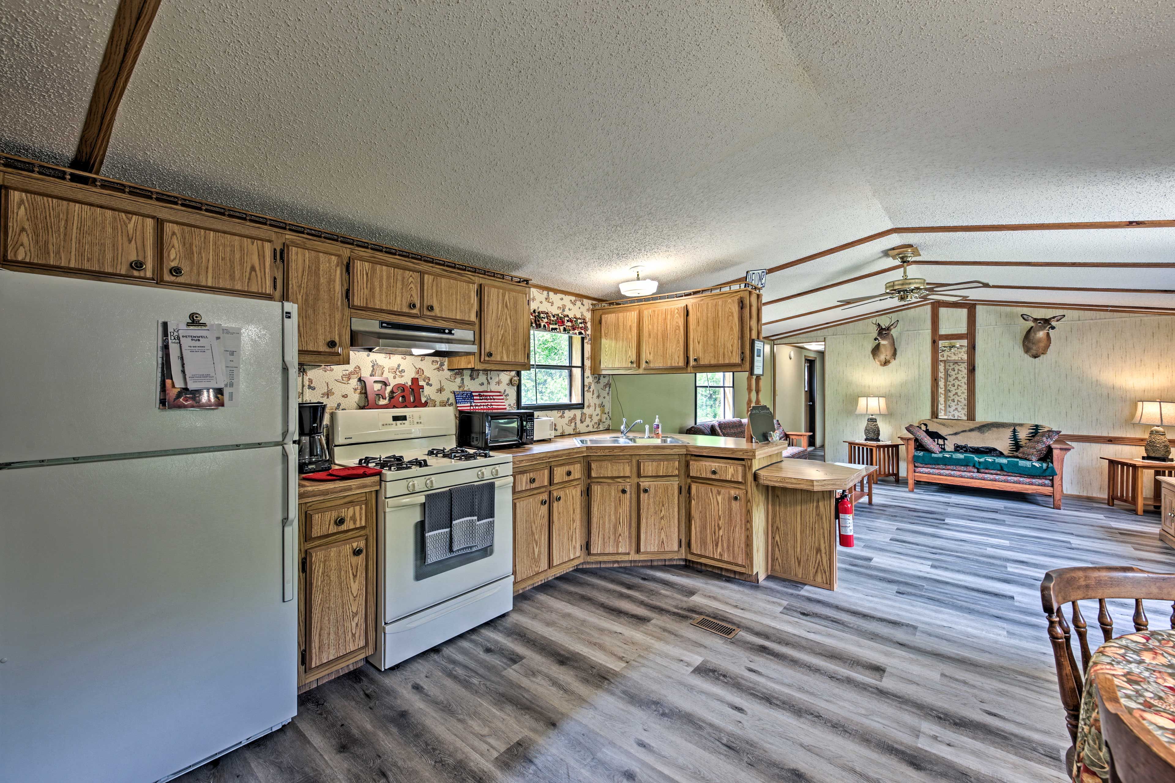 Well-Equipped Kitchen | Toaster