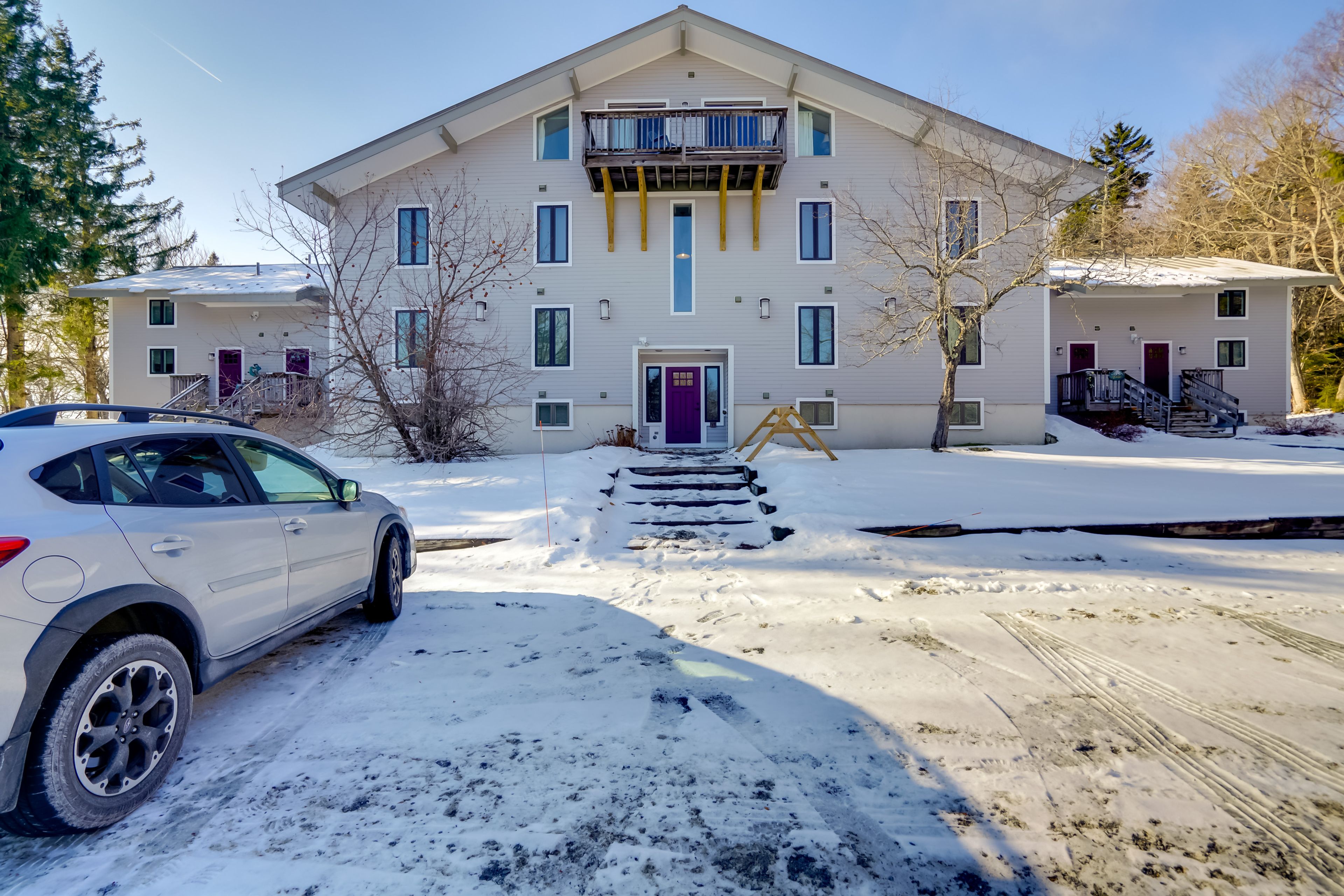 Condo Exterior | Community Parking Lot (2 Vehicles)