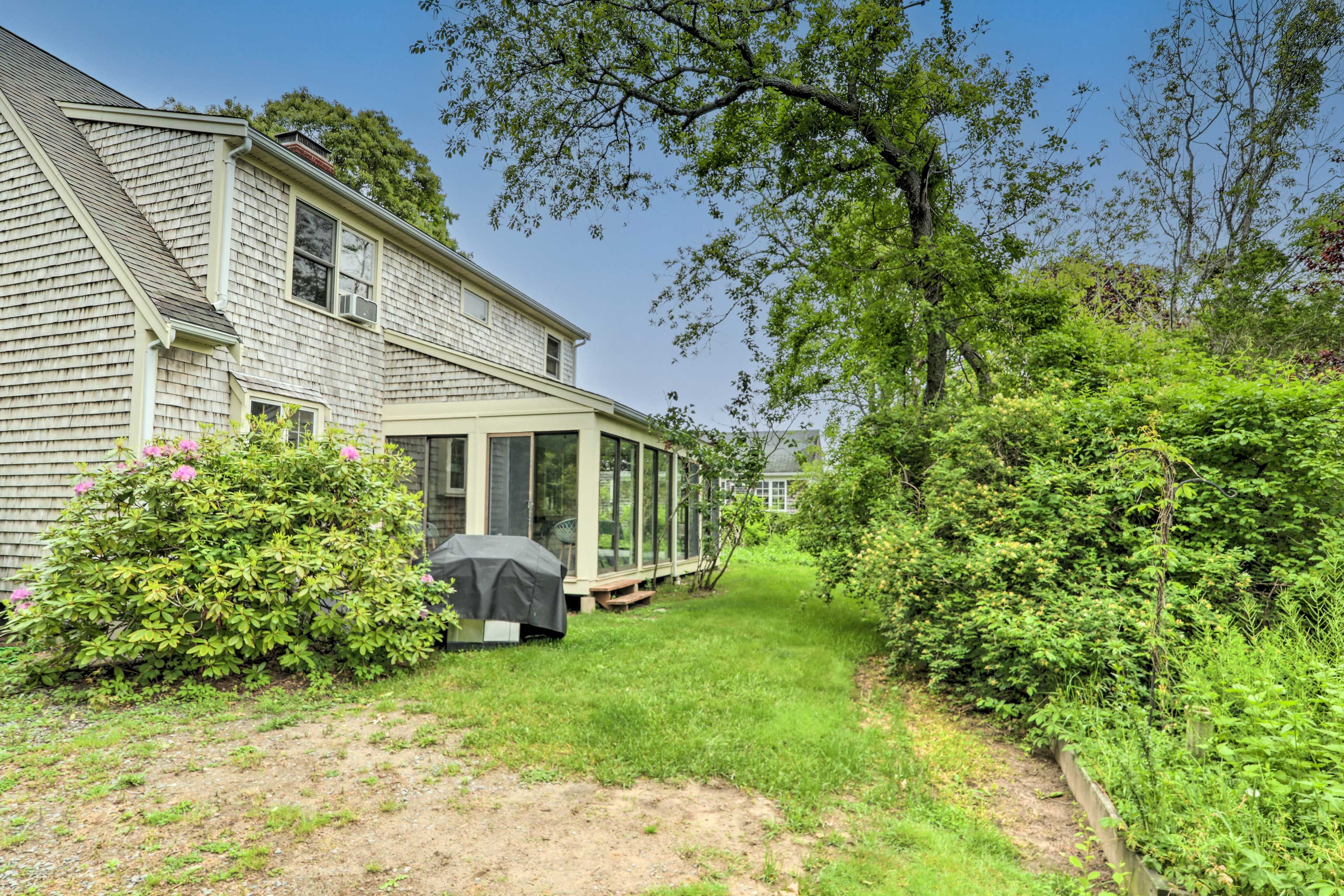 House Exterior | Gas Grill