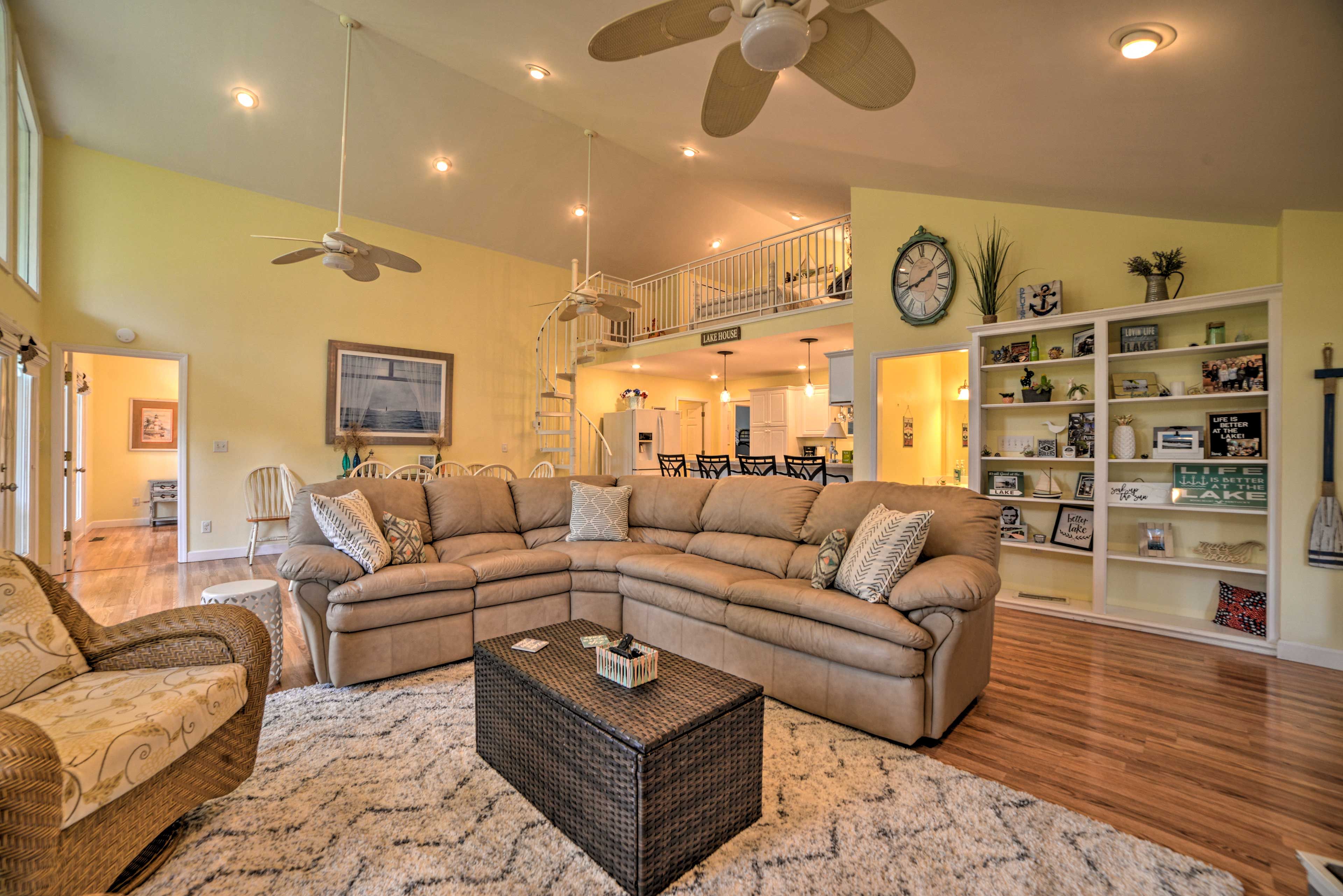 Living Room | Smart TV