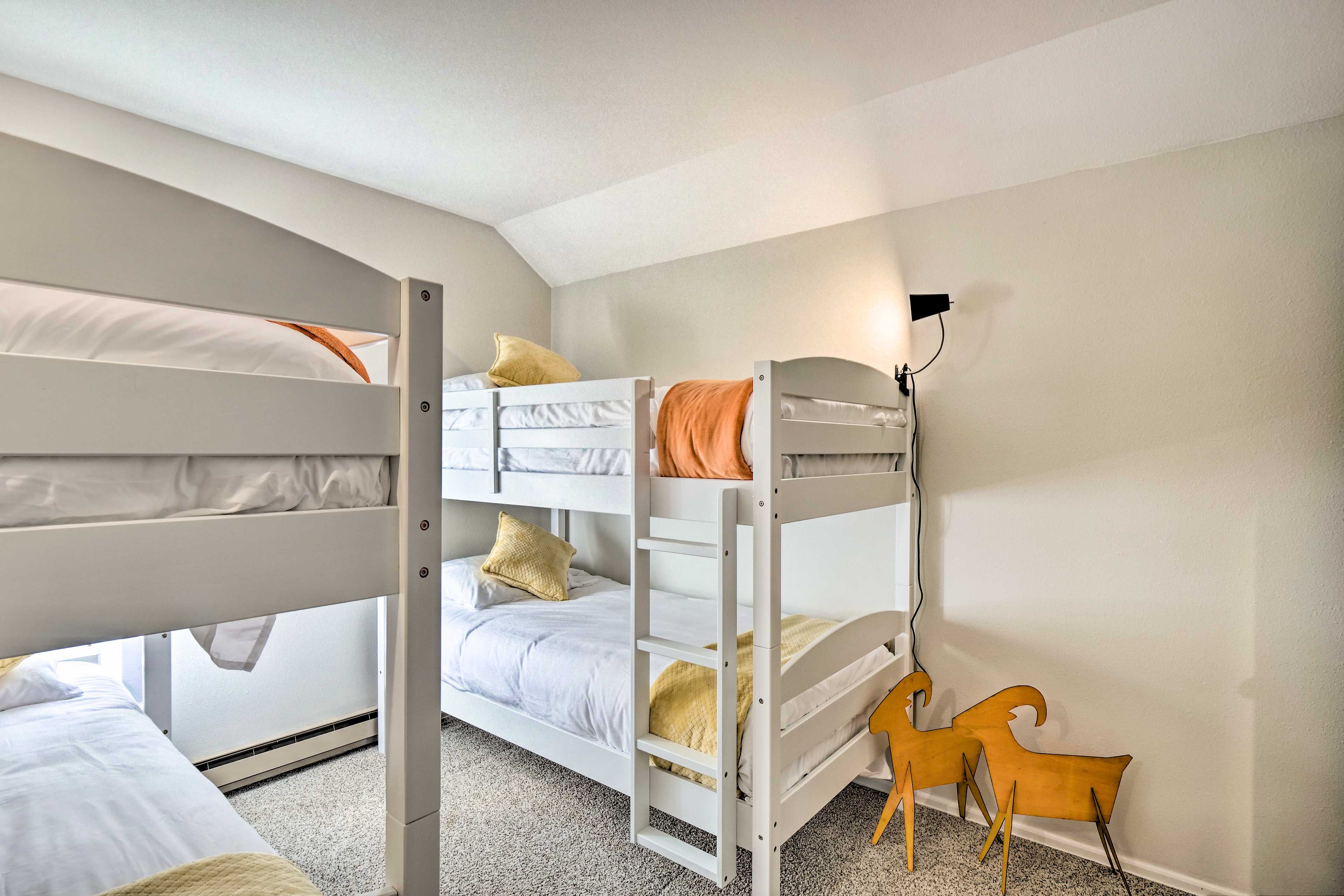 Bedroom 3 | 2 Twin Bunk Beds