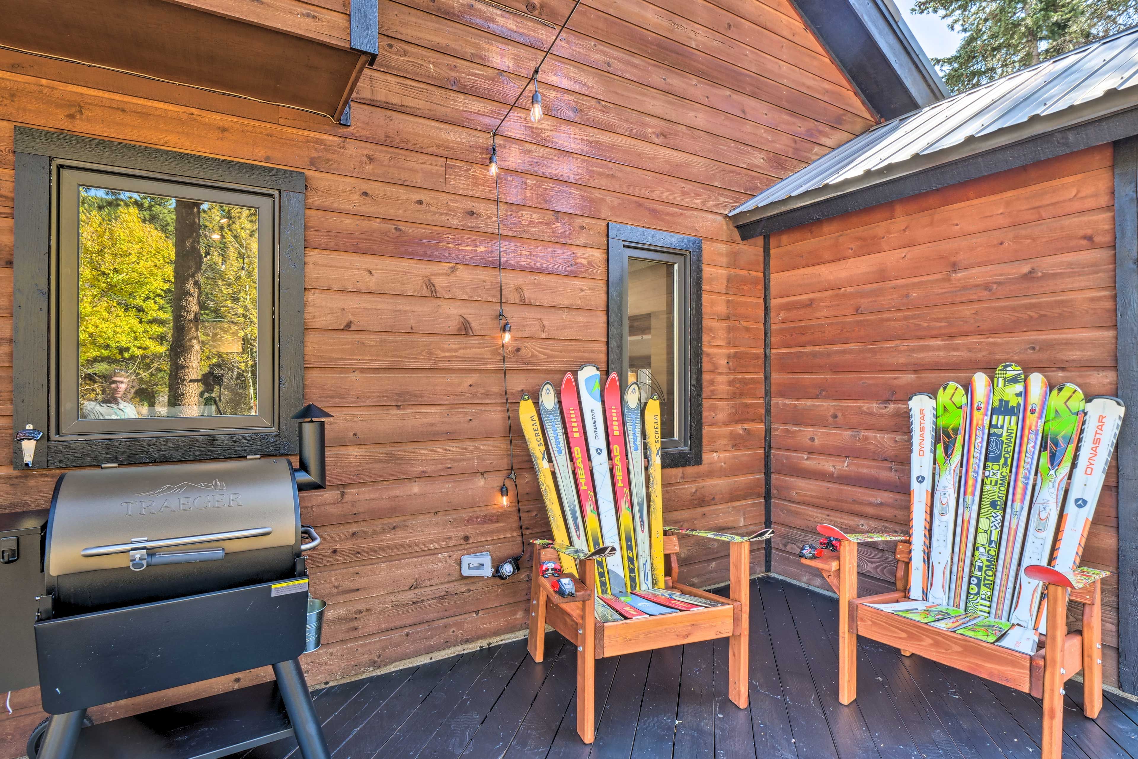 Deck | Pet Friendly