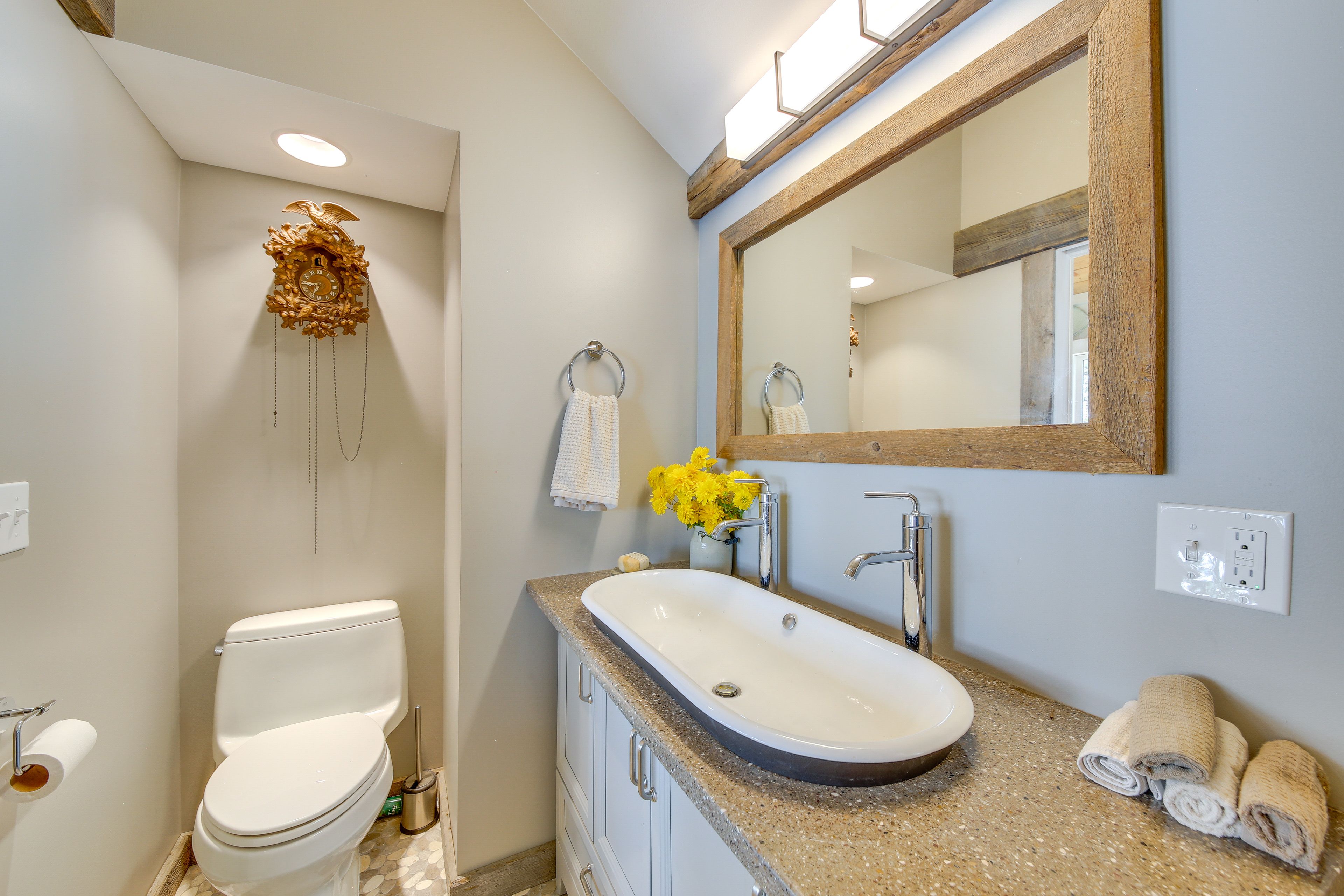 Full Bathroom | 1st Floor