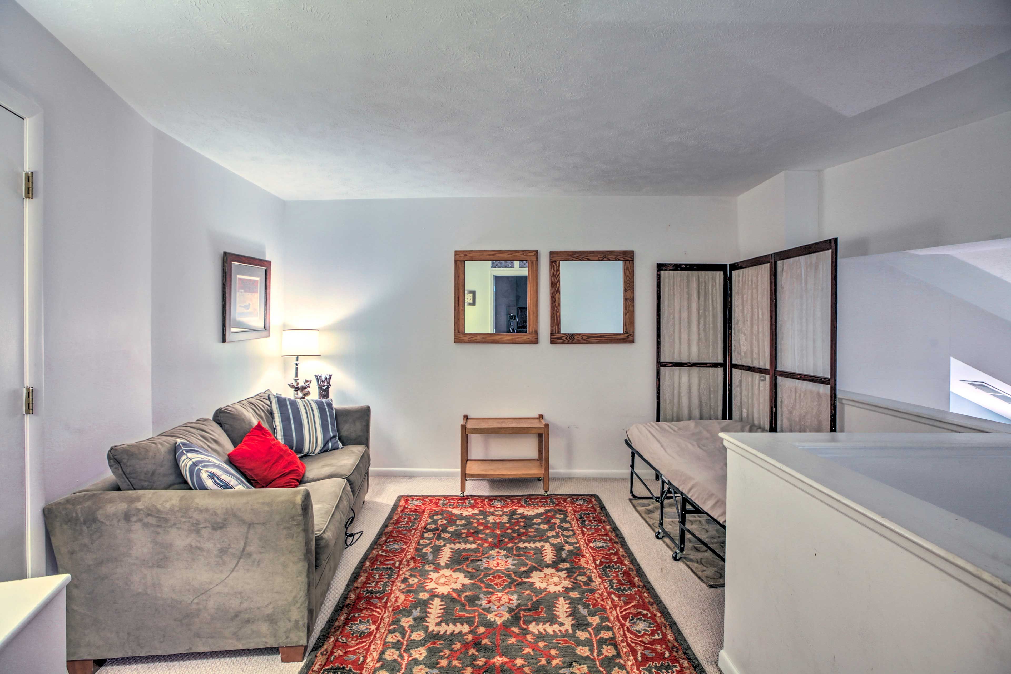 Loft | Sleeper Sofa