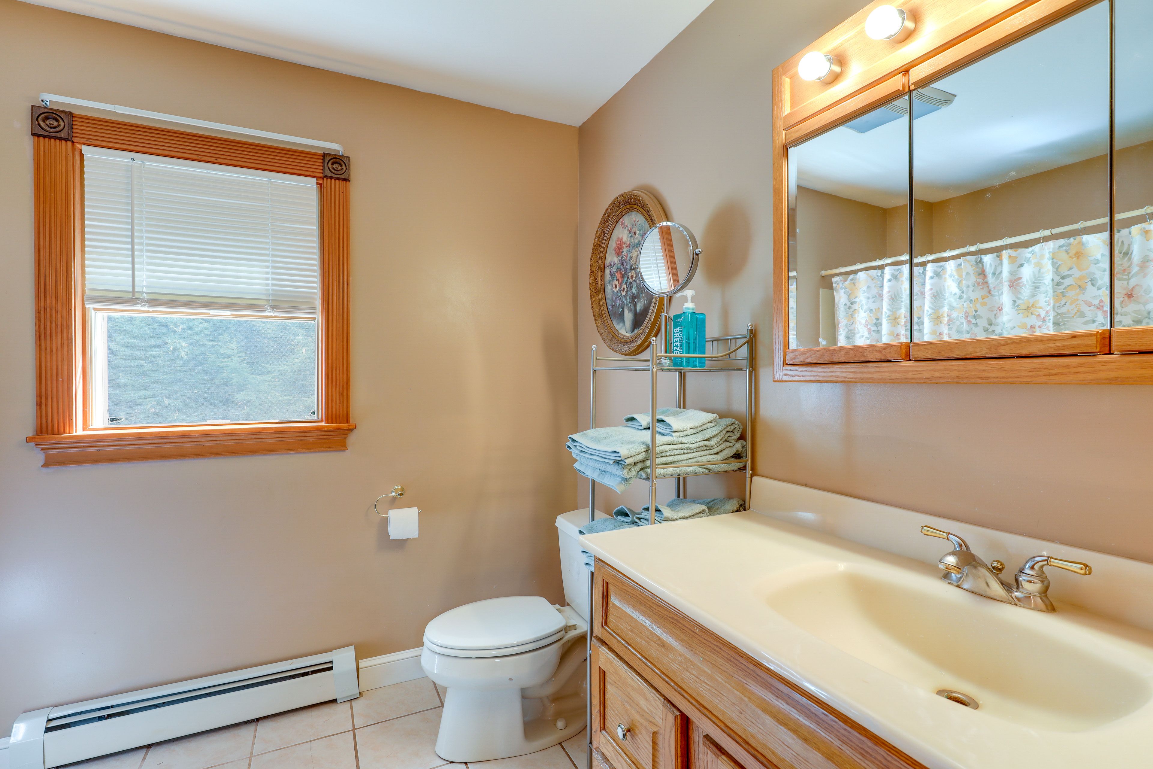 Full Bathroom