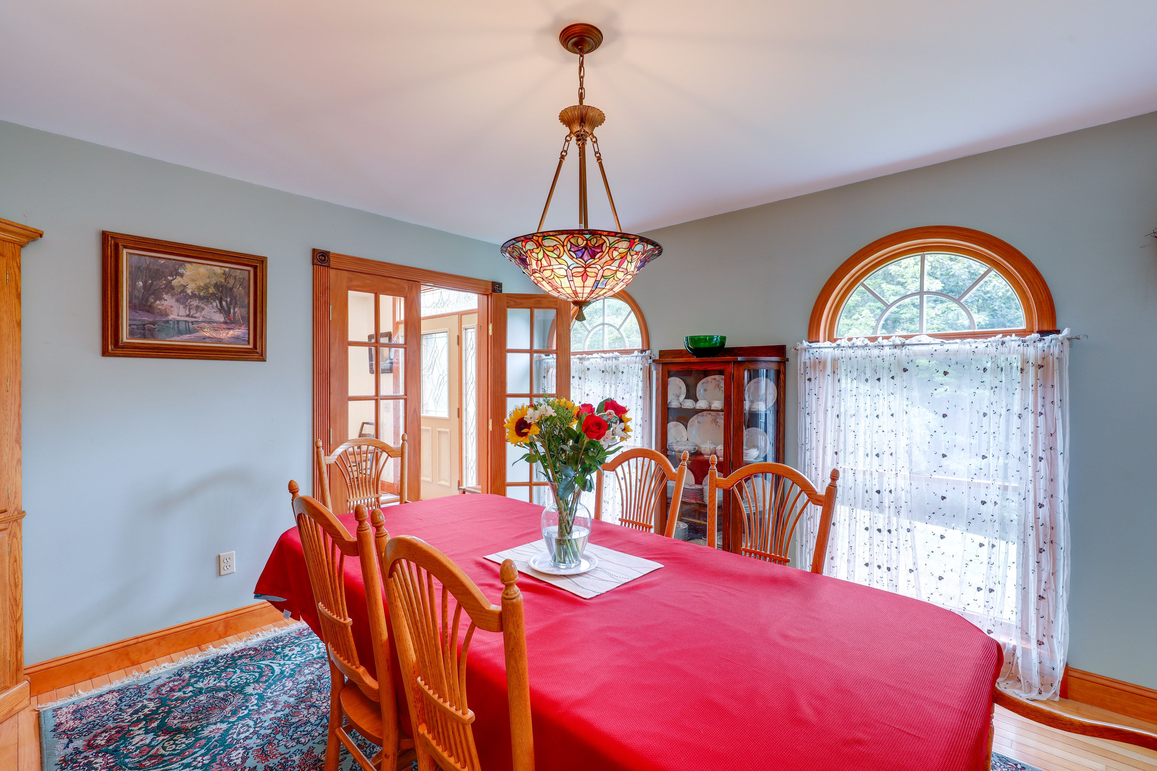 Dining Room | 3,900 Sq Ft