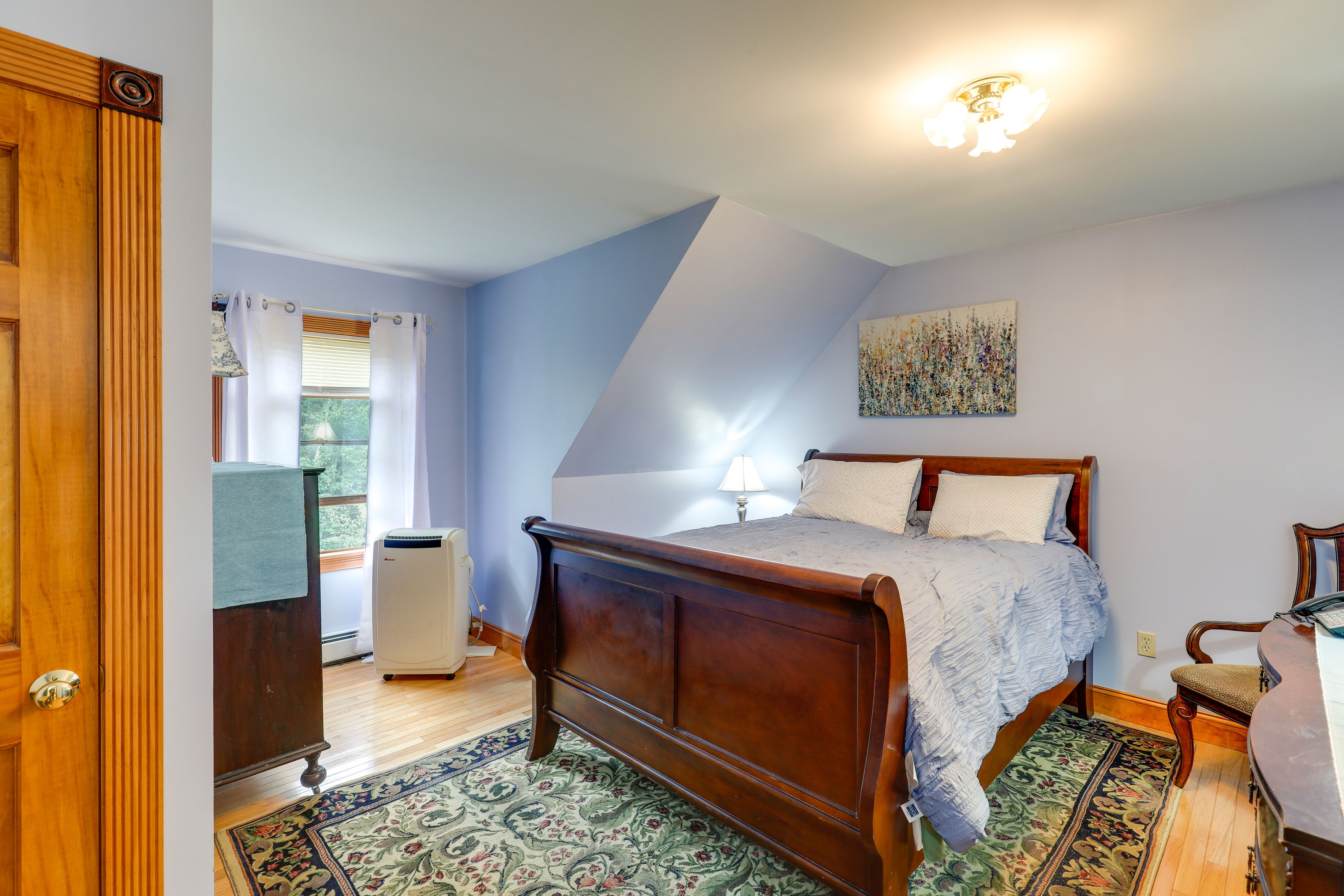 Bedroom 1 | Queen Bed | 2nd Floor | Stairs Required