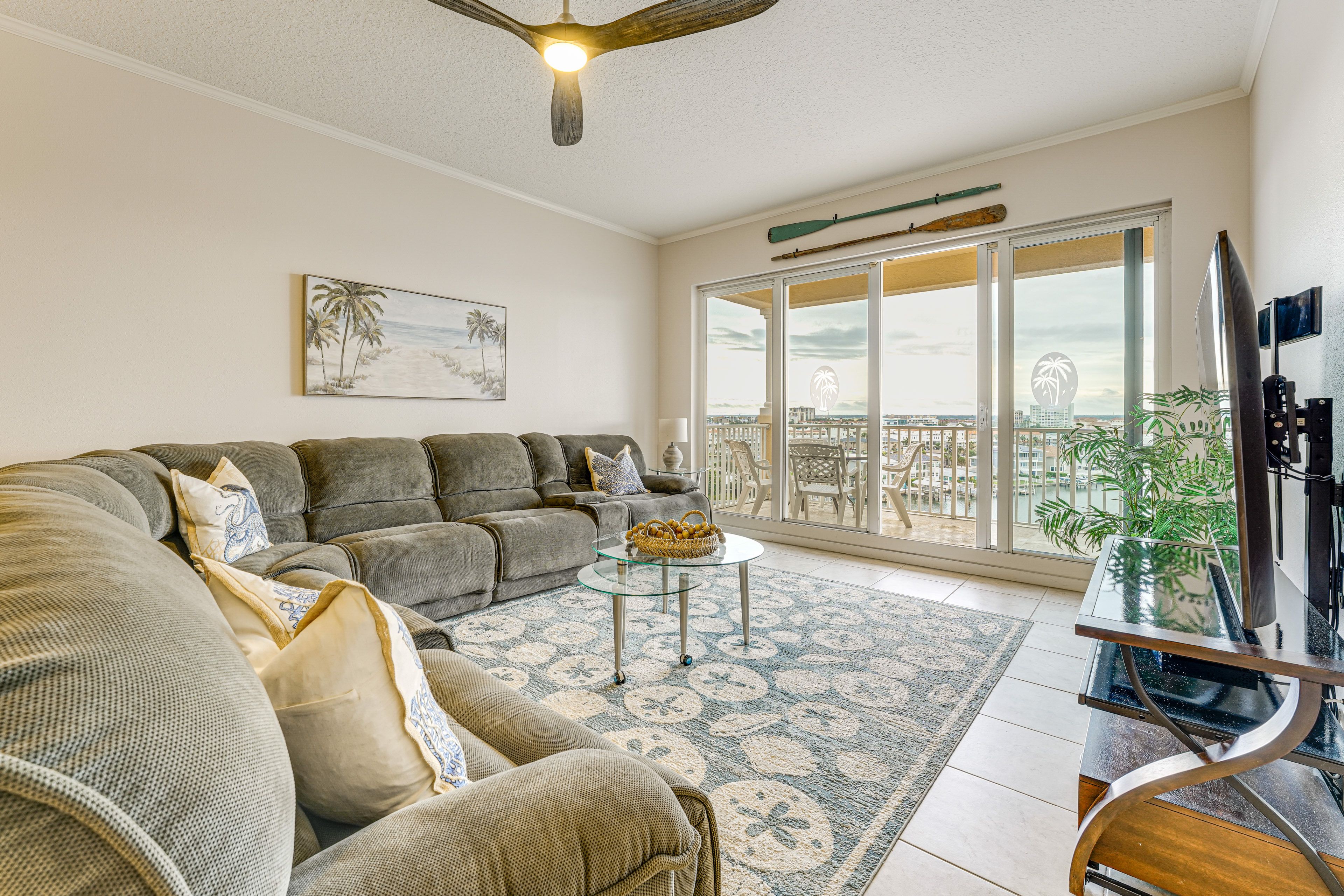 Main Living Space | Free WiFi | Cable TV | Central A/C