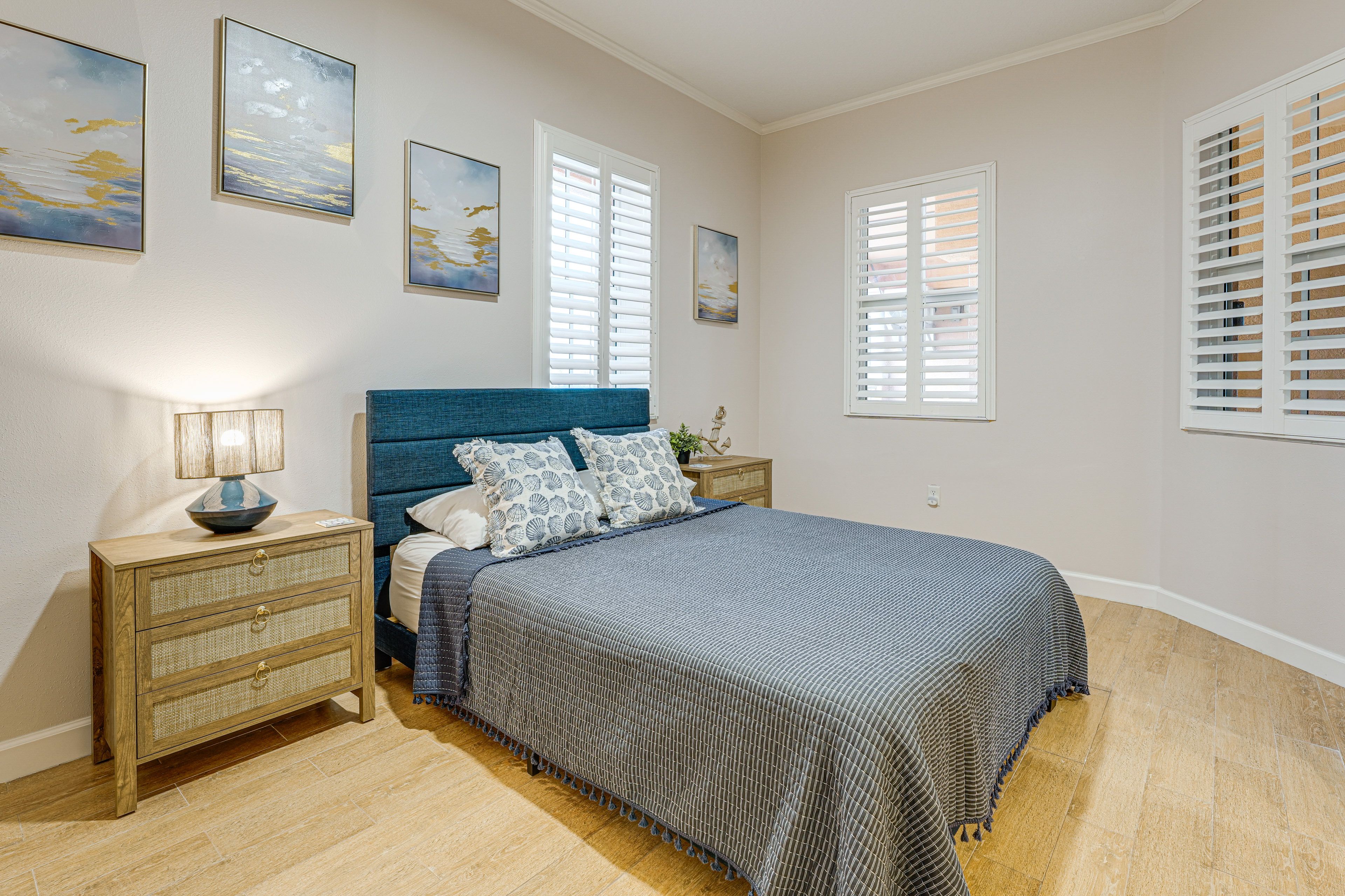 Bedroom 3 | Queen Bed