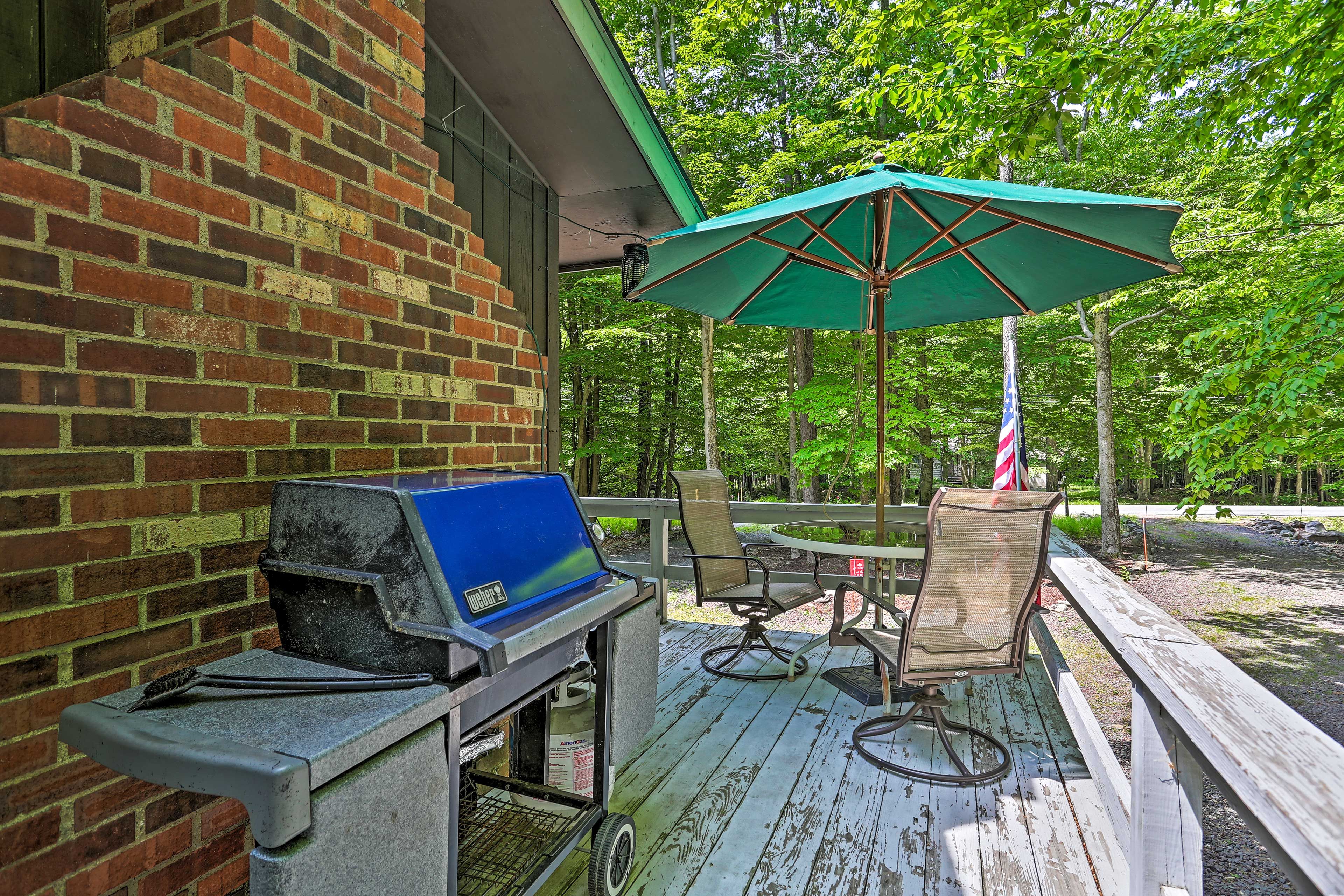 Exterior Space | Gas Grill
