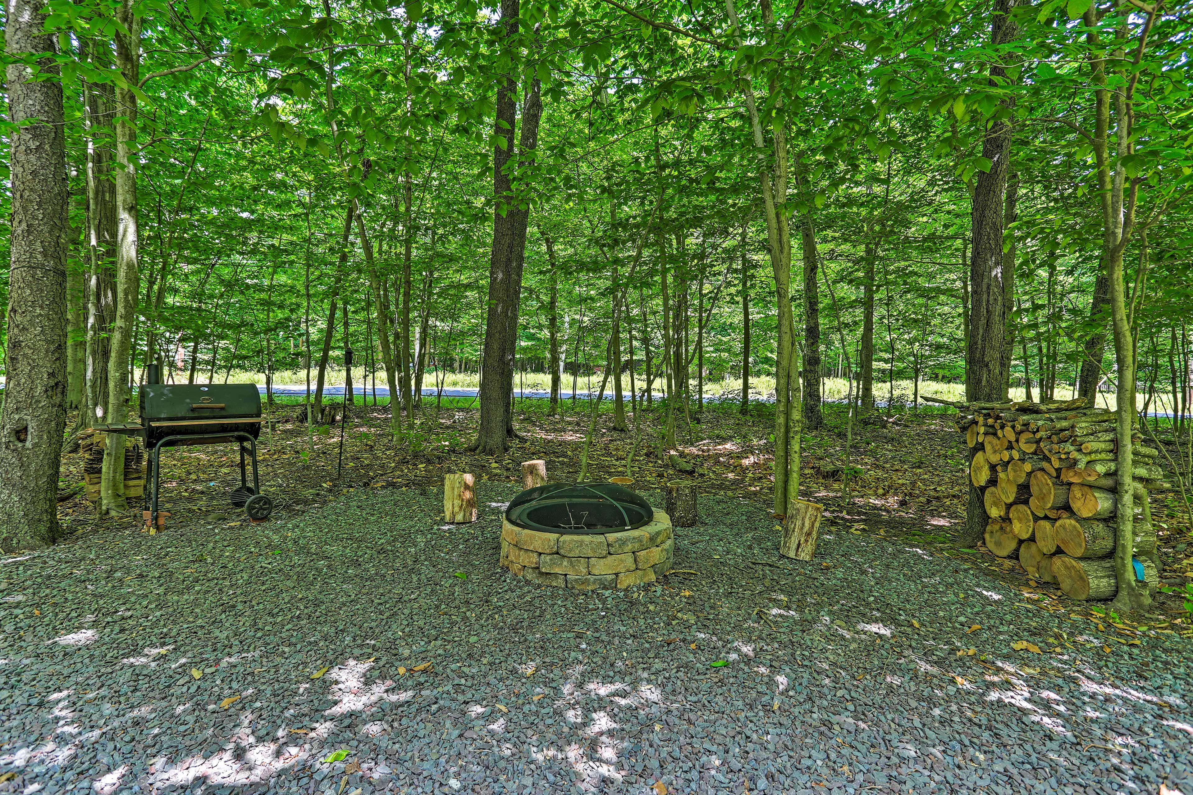 Exterior Space | Fire Pit | Charcoal Grill
