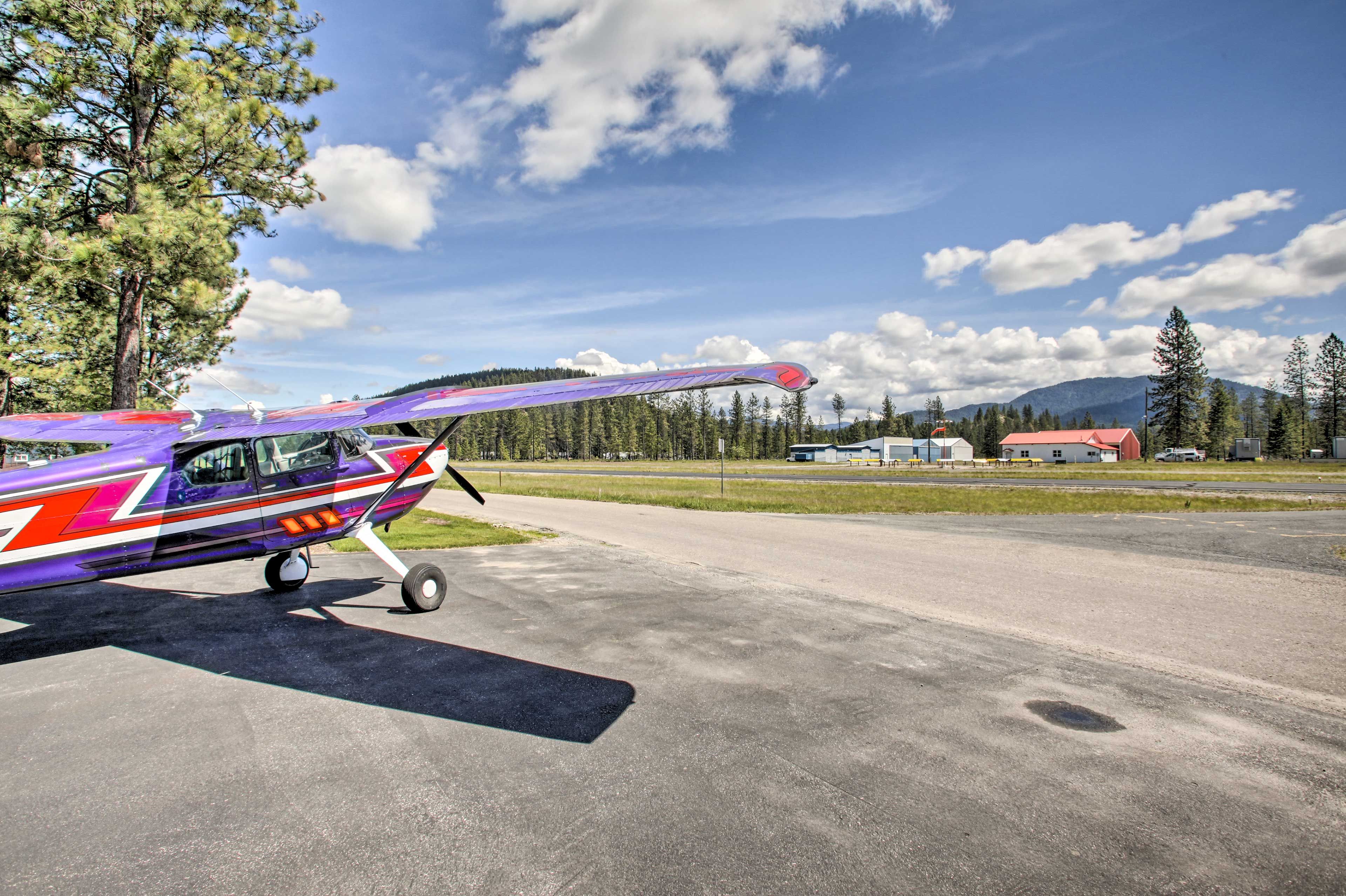 Walk to the Sand Canyon Airstrip