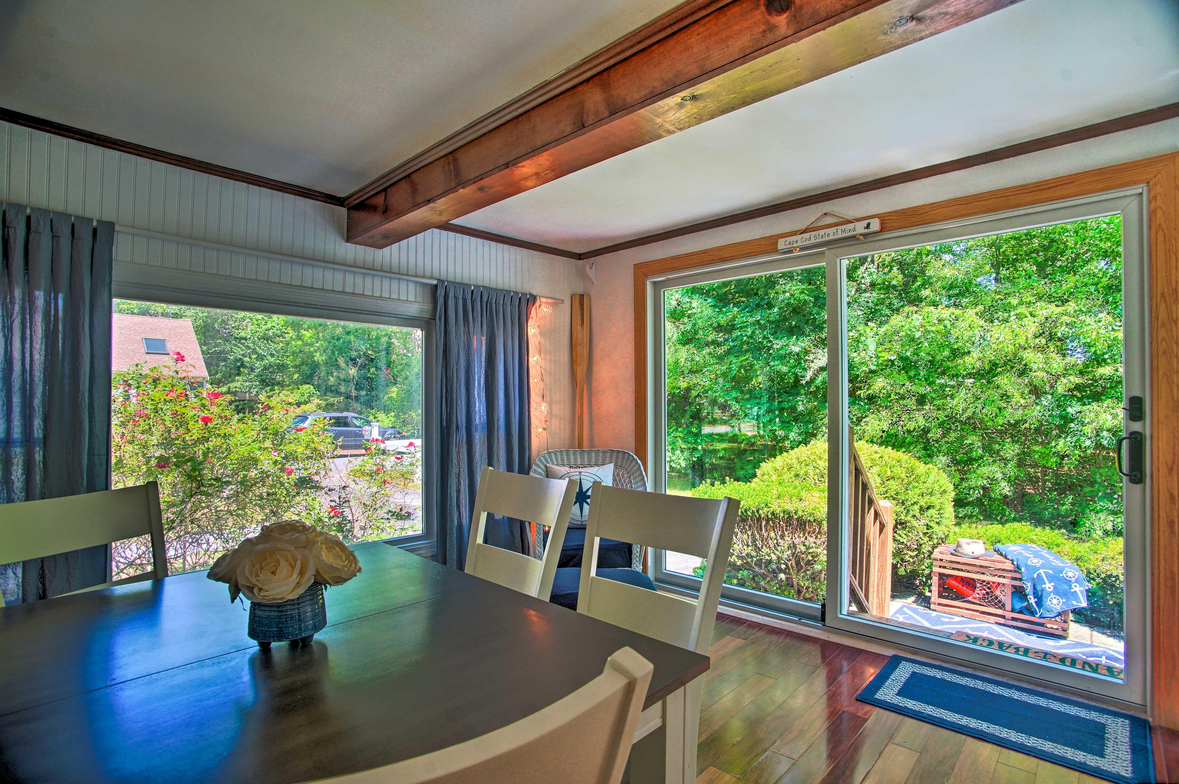 Dining Room | Dishware Provided
