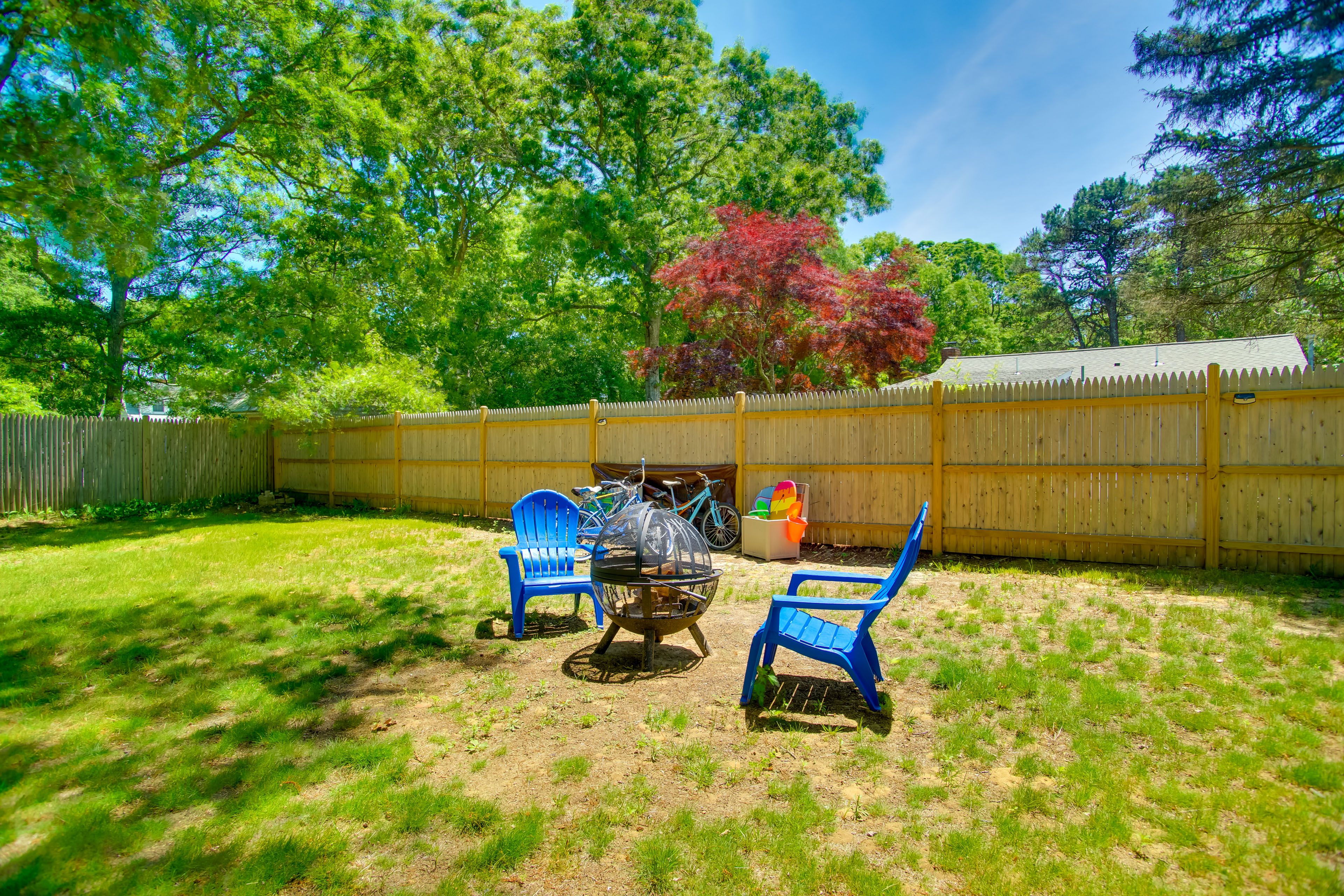 Backyard | Fire Pit | Bicycles | Beach Gear