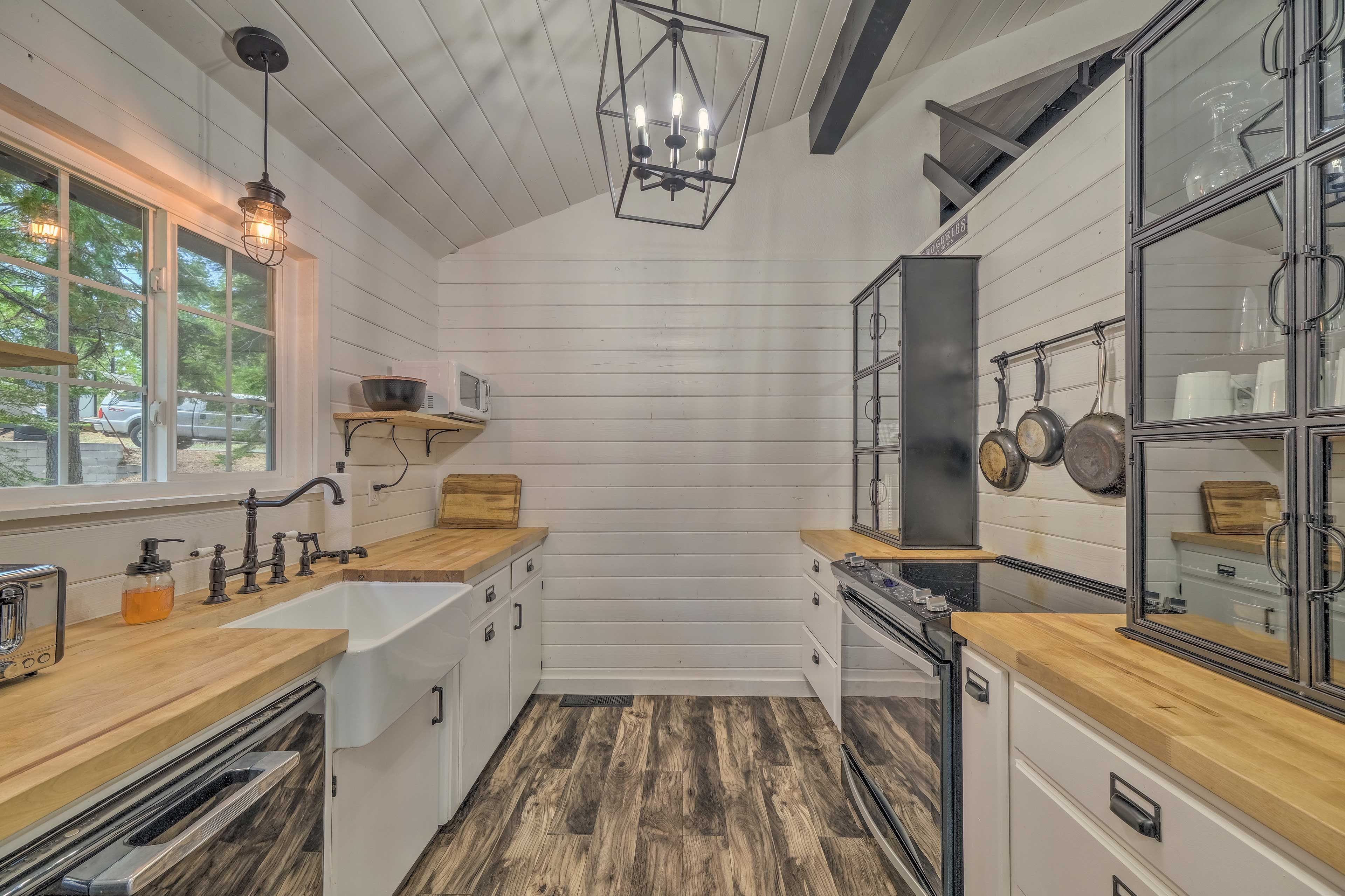 Kitchen | Fully Equipped | Cooking Basics