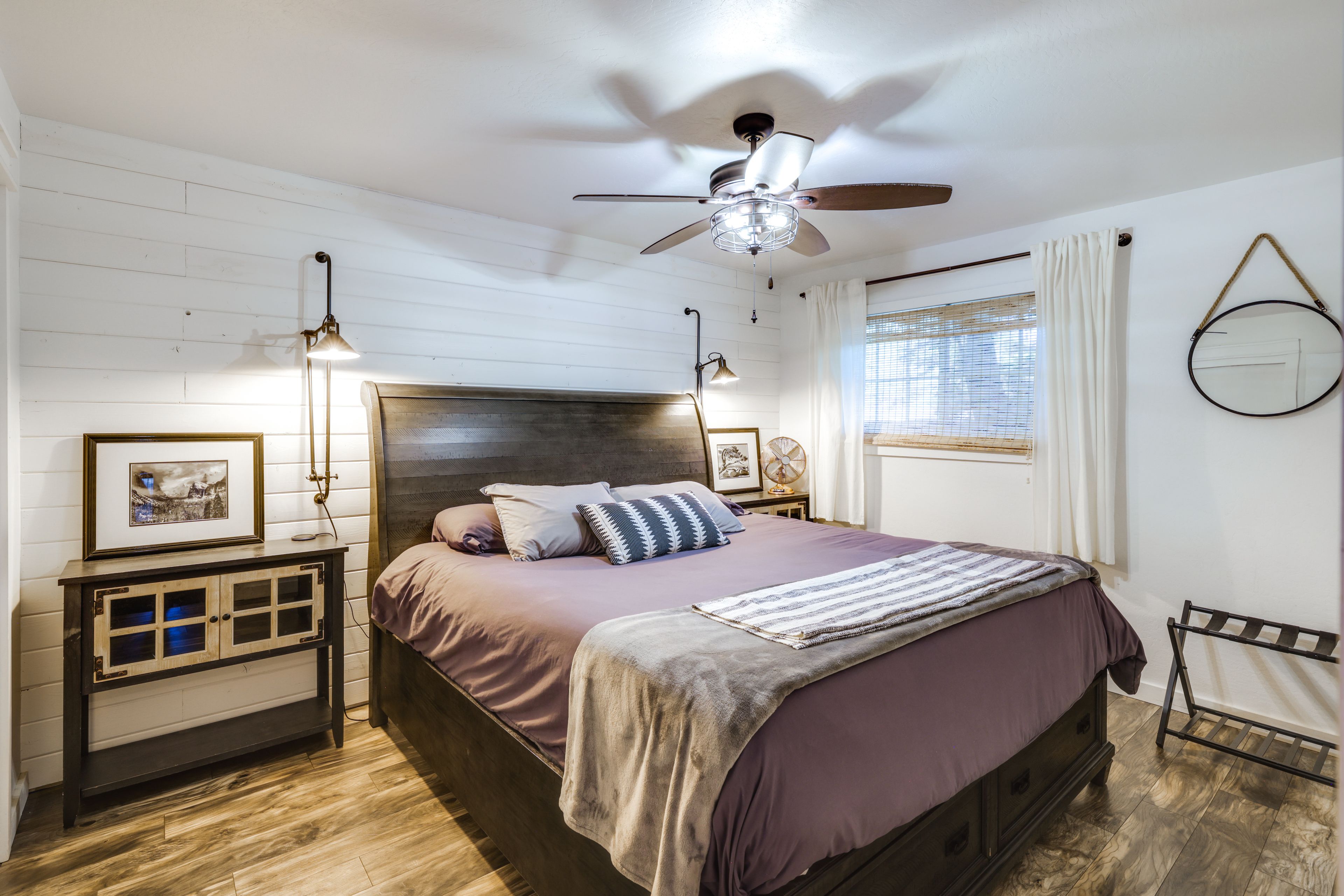 Bedroom 3 | King Bed | 1st Floor