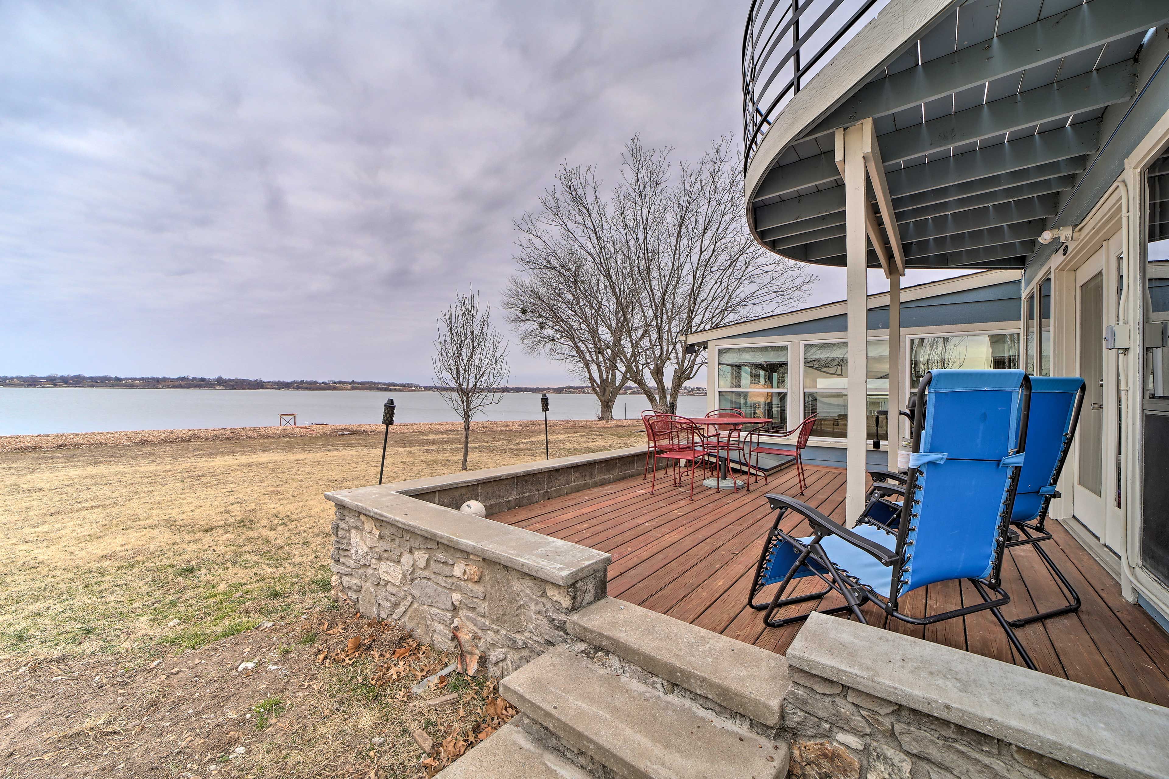 Deck | Waterfront View