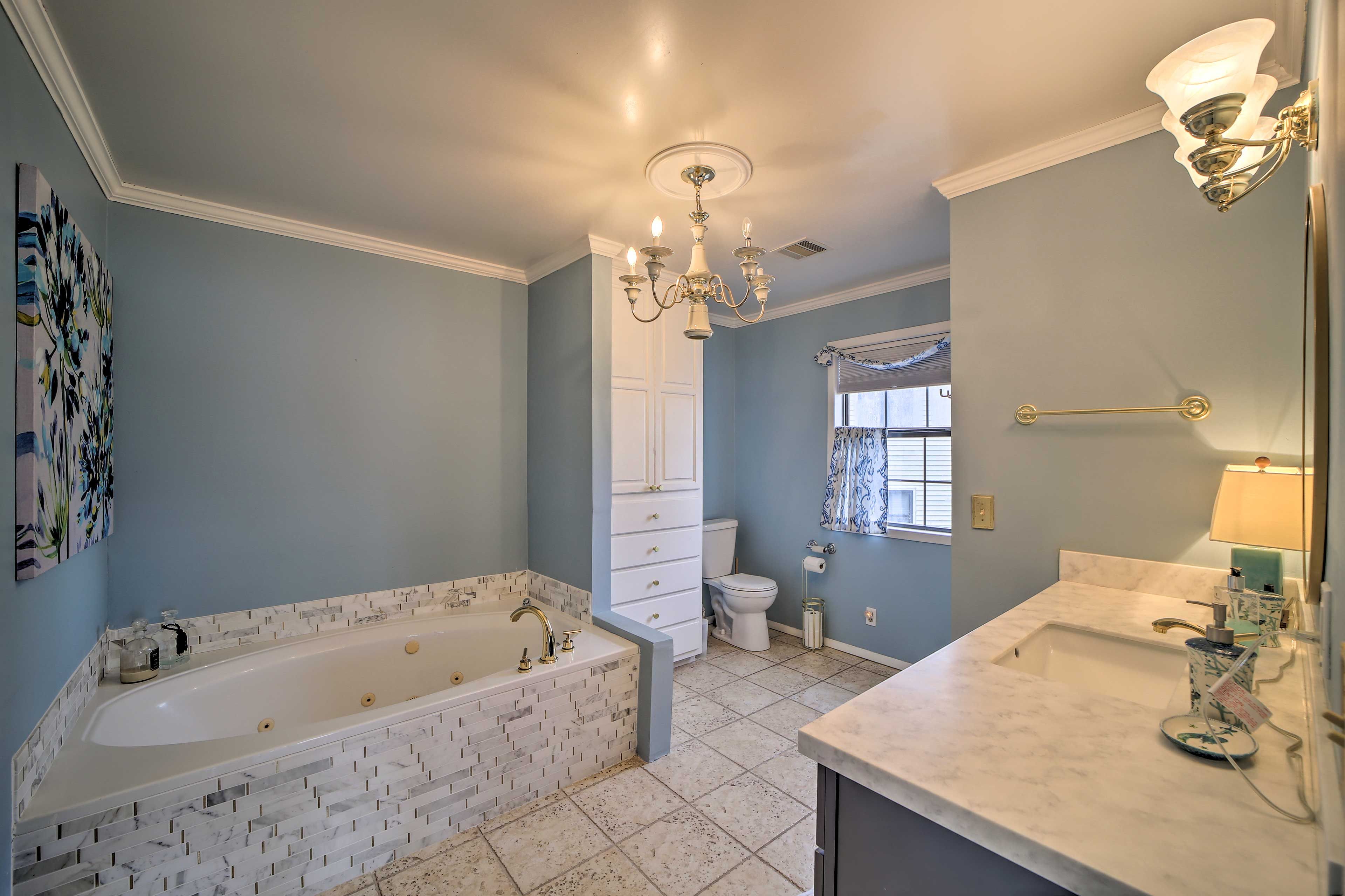 En-Suite Bathroom