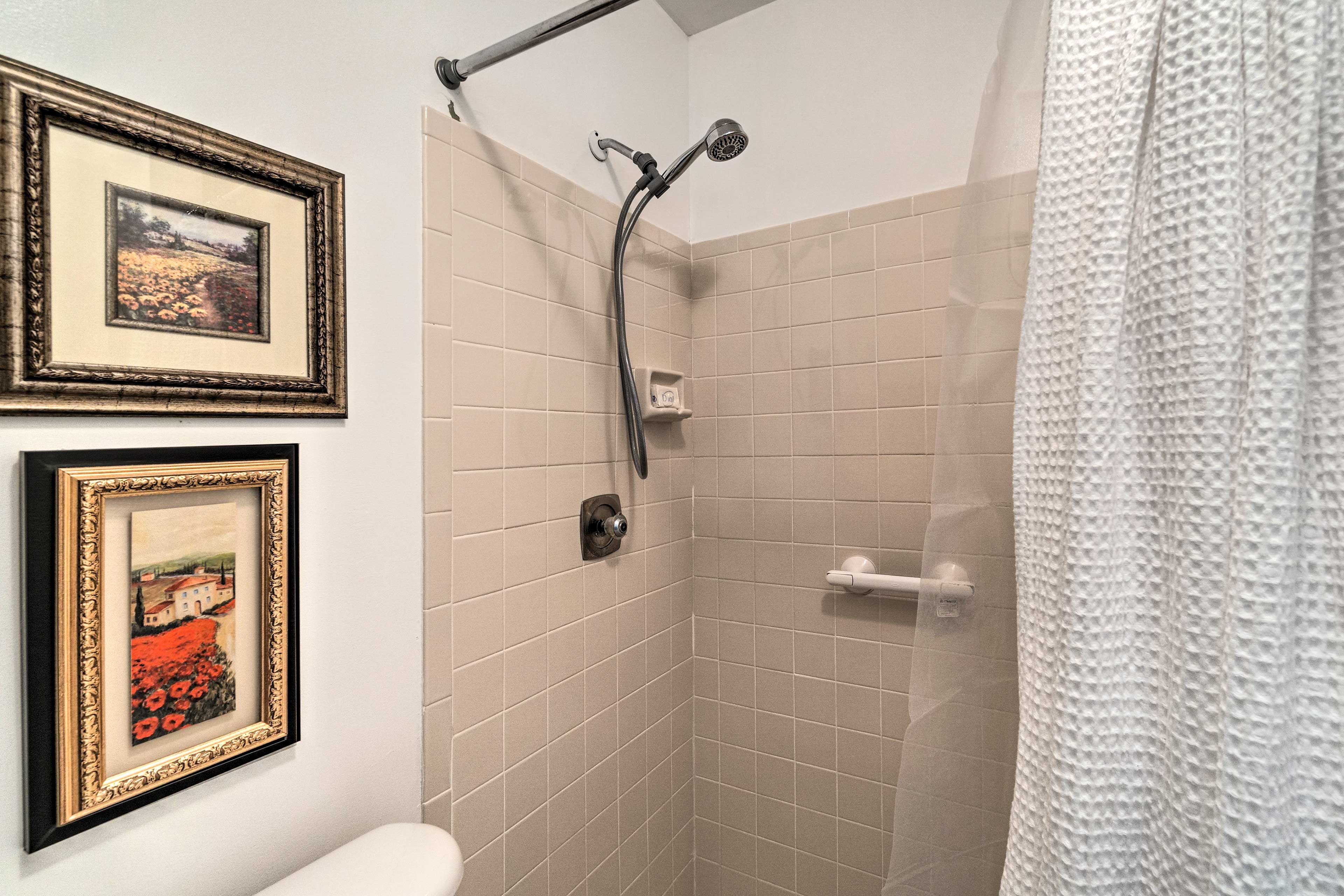 Bathroom 1 | Step-Free Access
