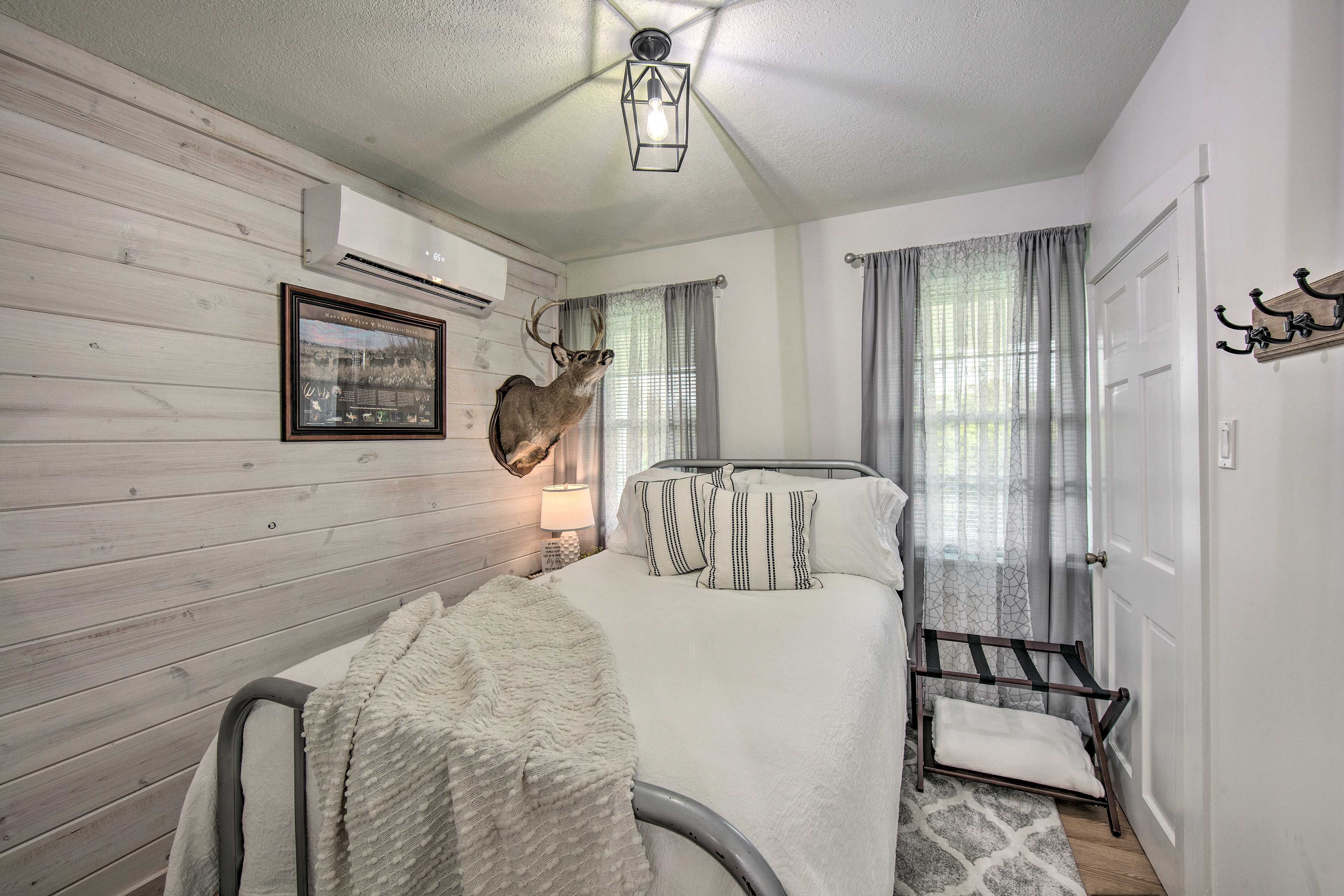 Bedroom 3 | Queen Bed | 2nd Floor