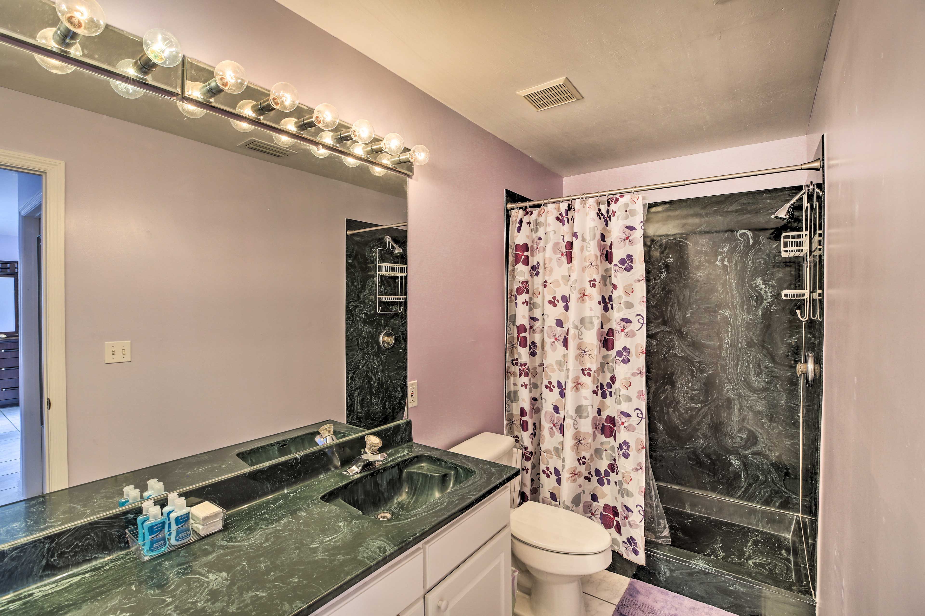 En-Suite Bathroom