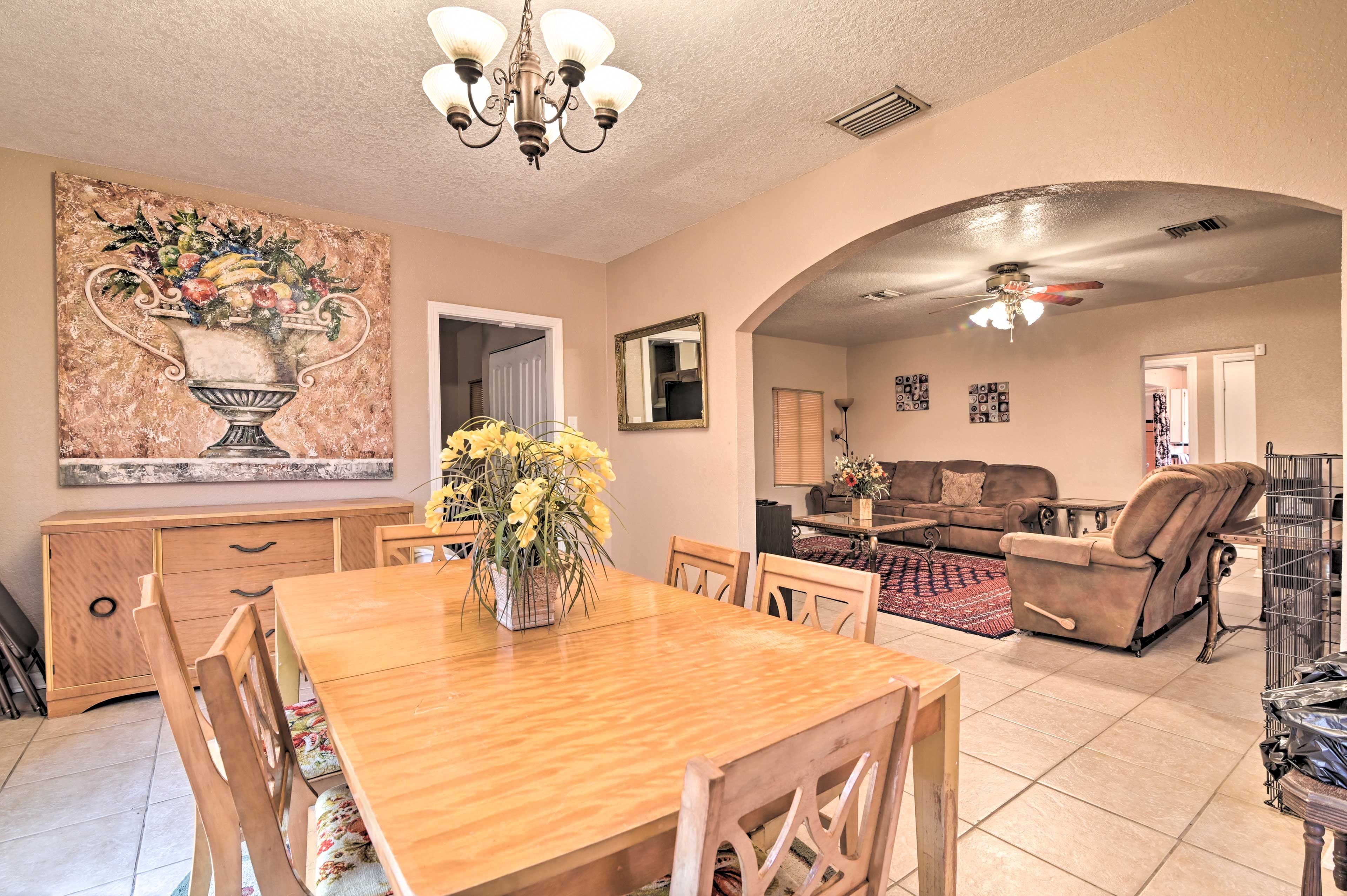 Dining Room | Sleeper Sofa
