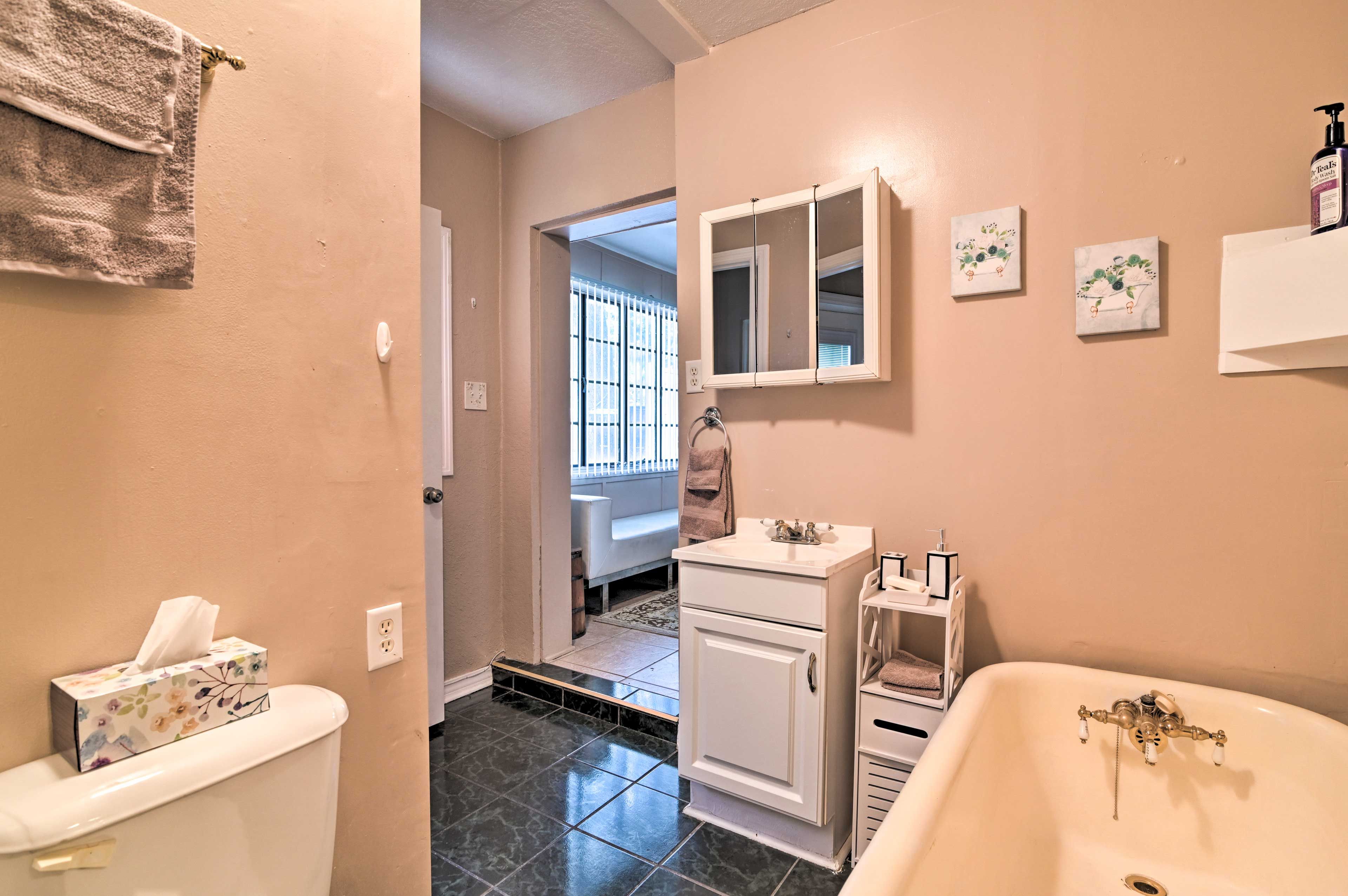 En-Suite Bathroom