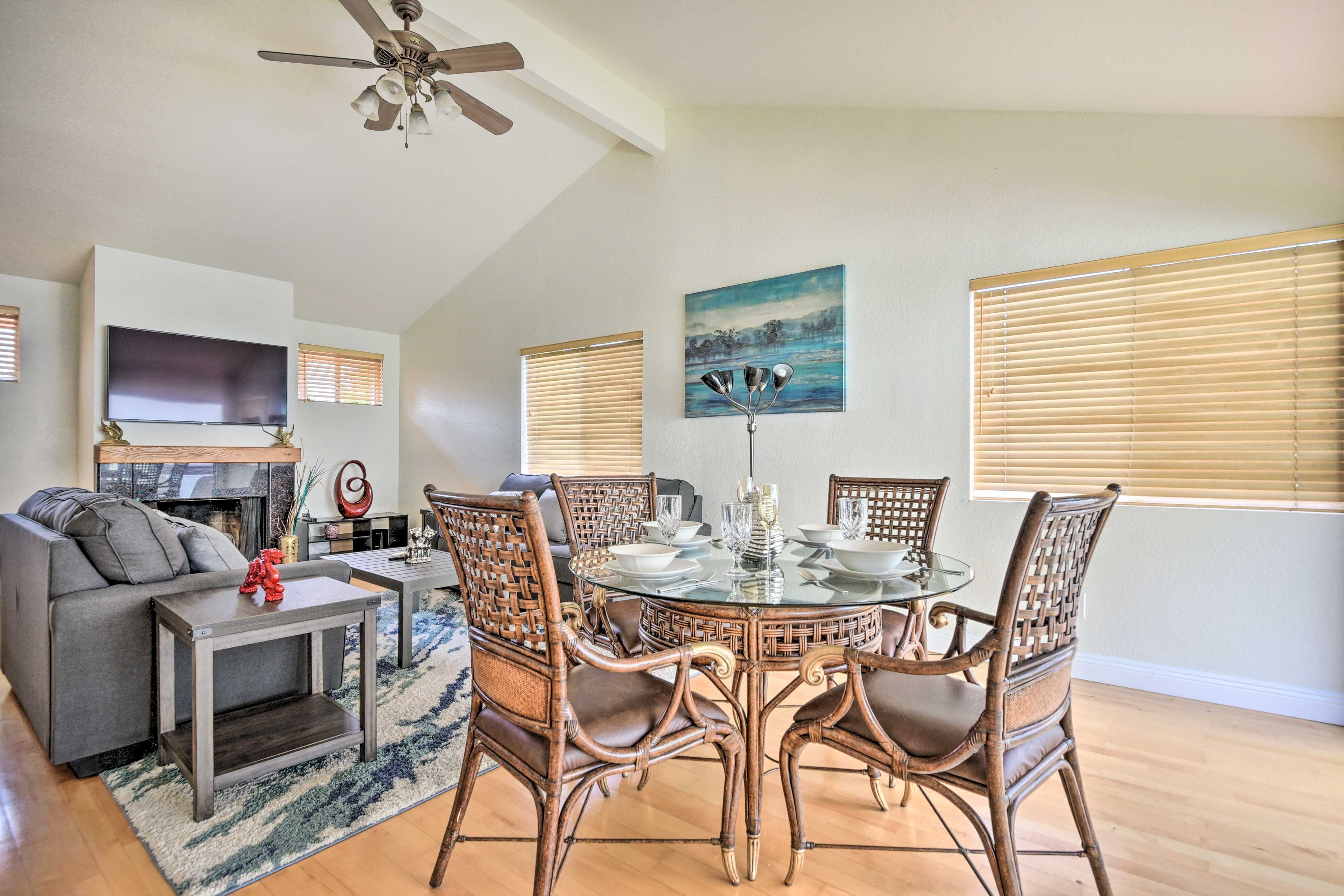 Indoor Dining Area | Free WiFi