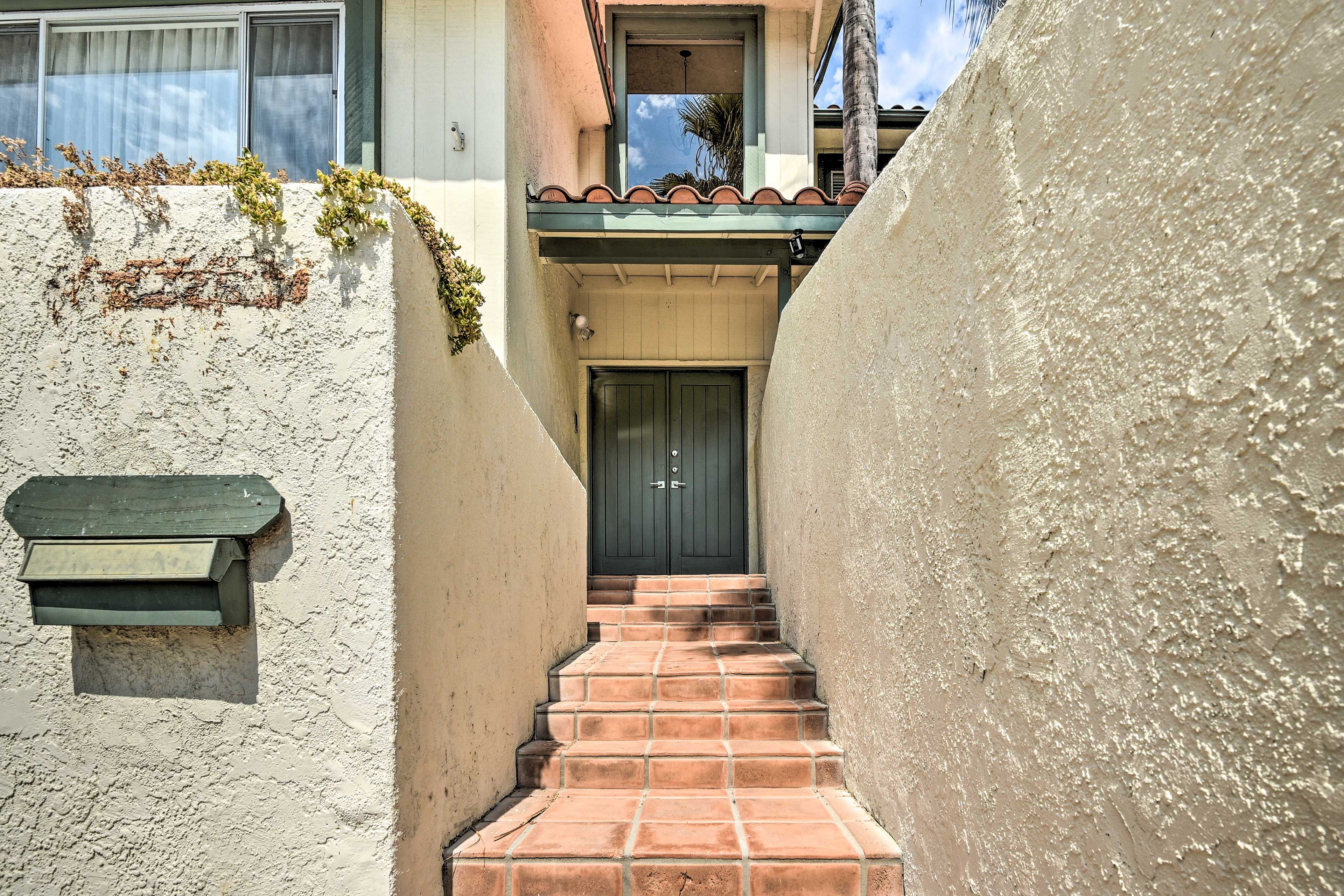 Apartment Entrance | Stairs Required