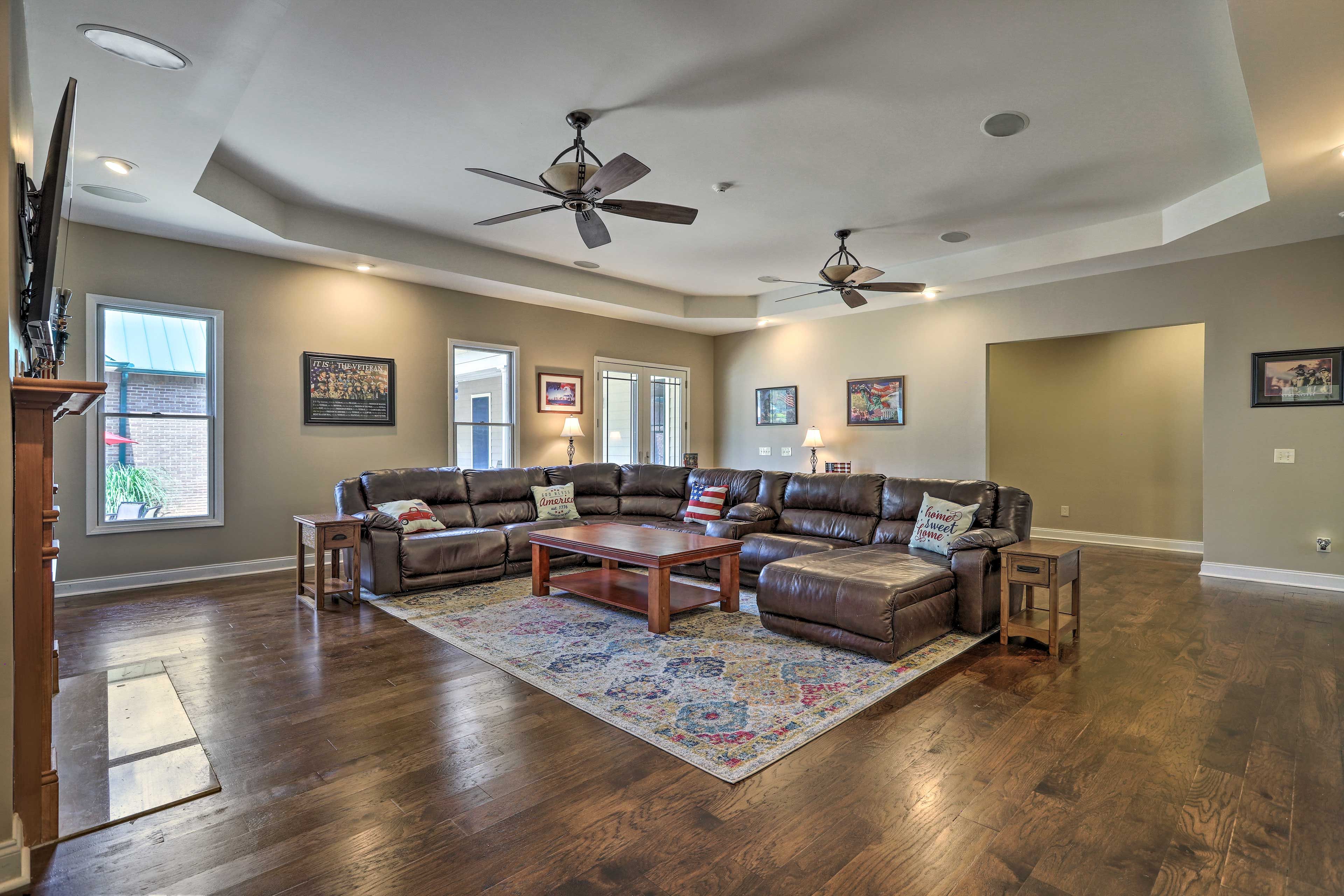 Living Room | Free WiFi
