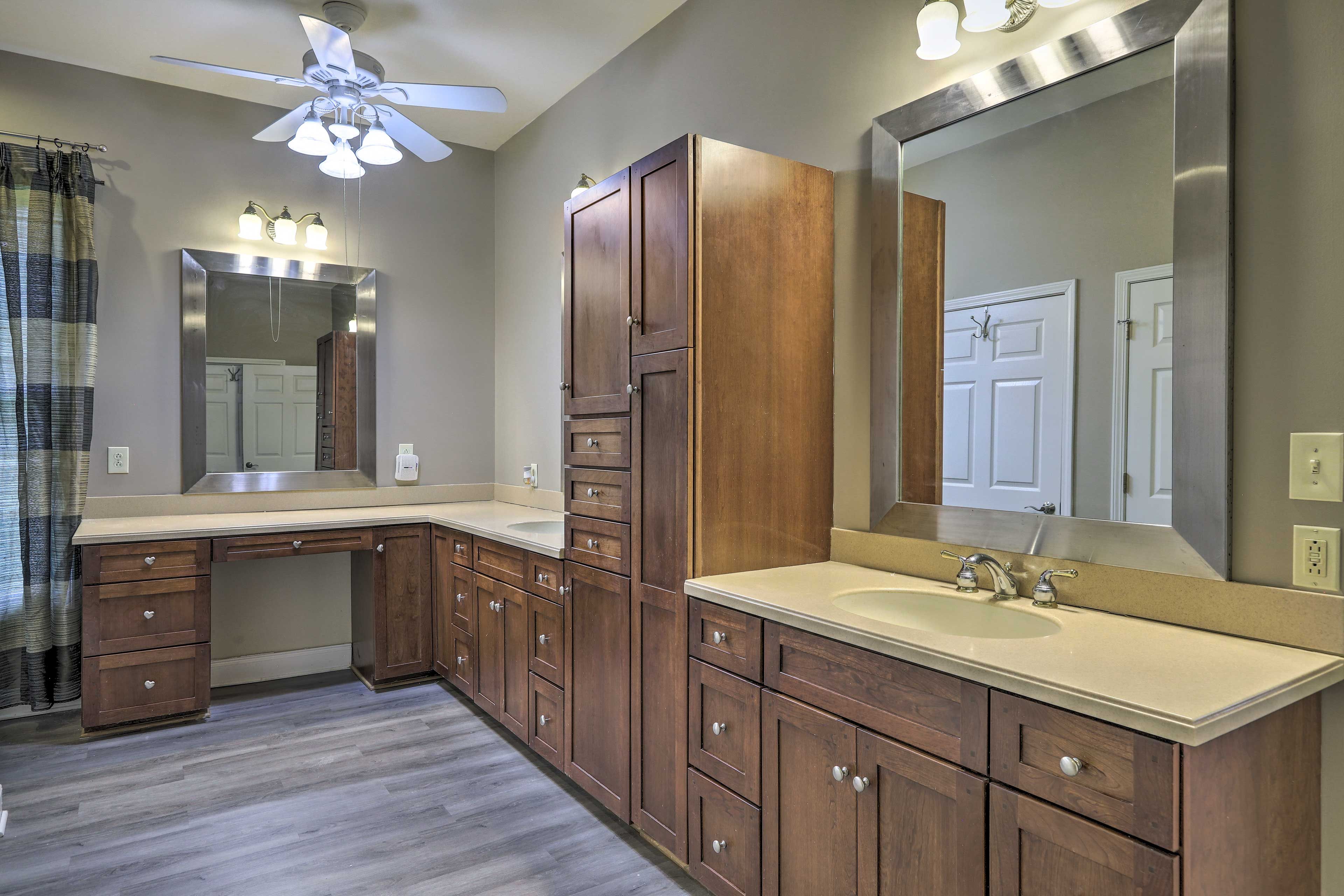 En-Suite Bathroom