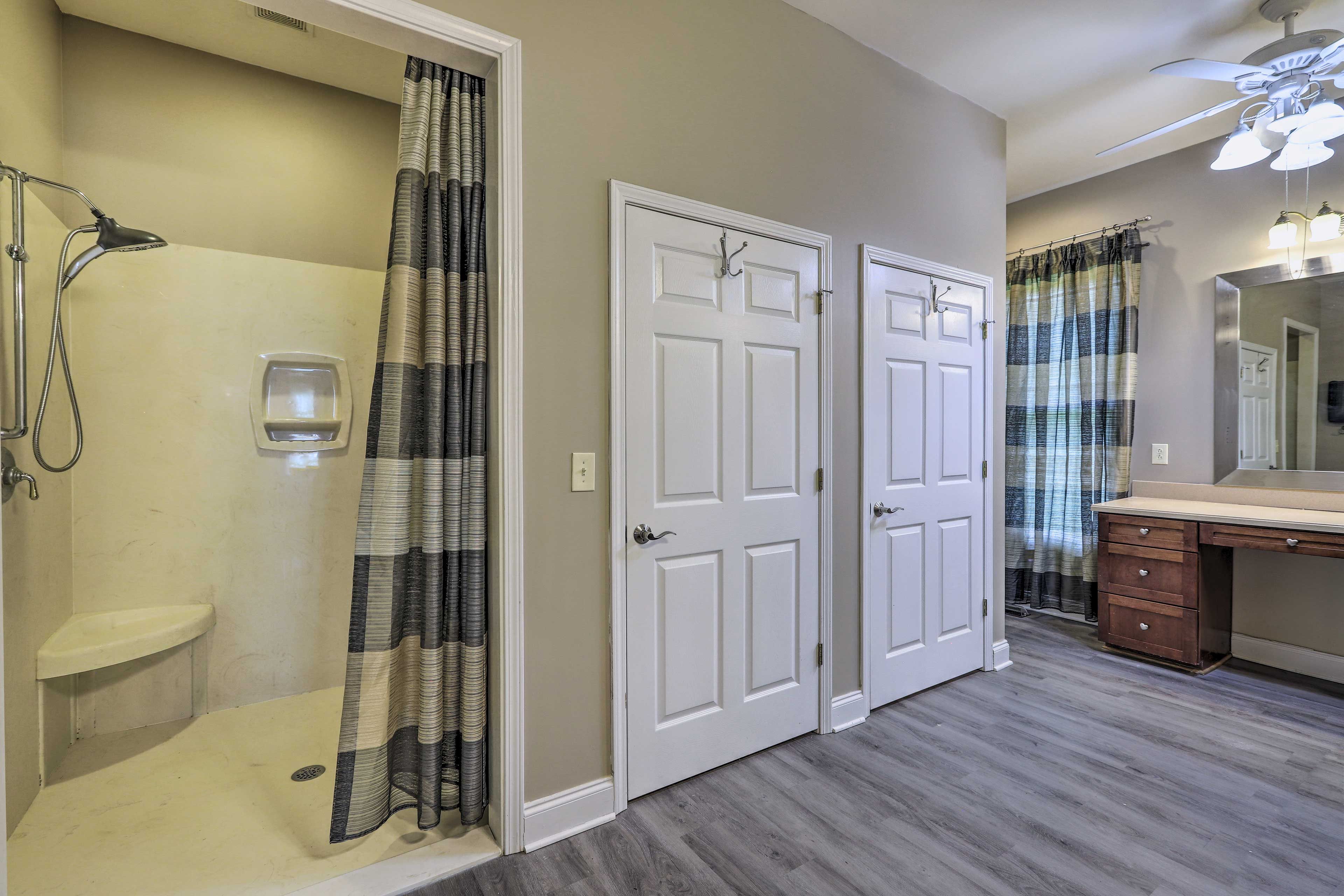 En-Suite Bathroom