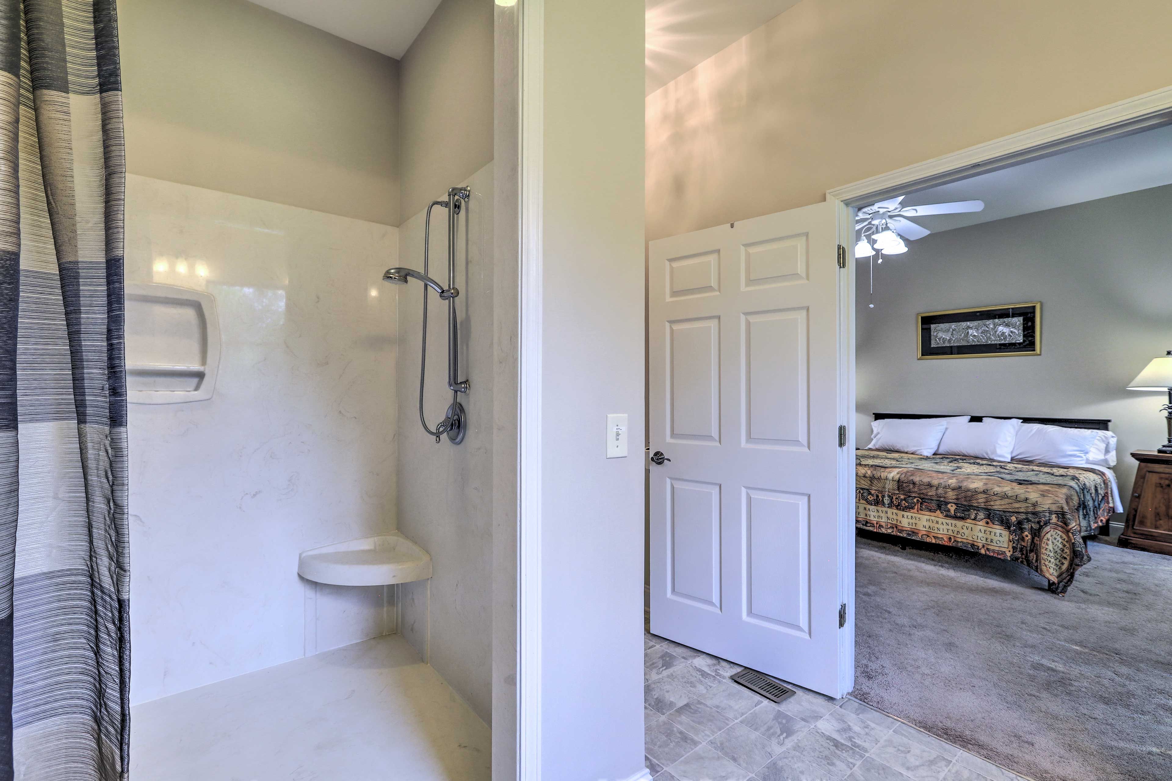En-Suite Bathroom