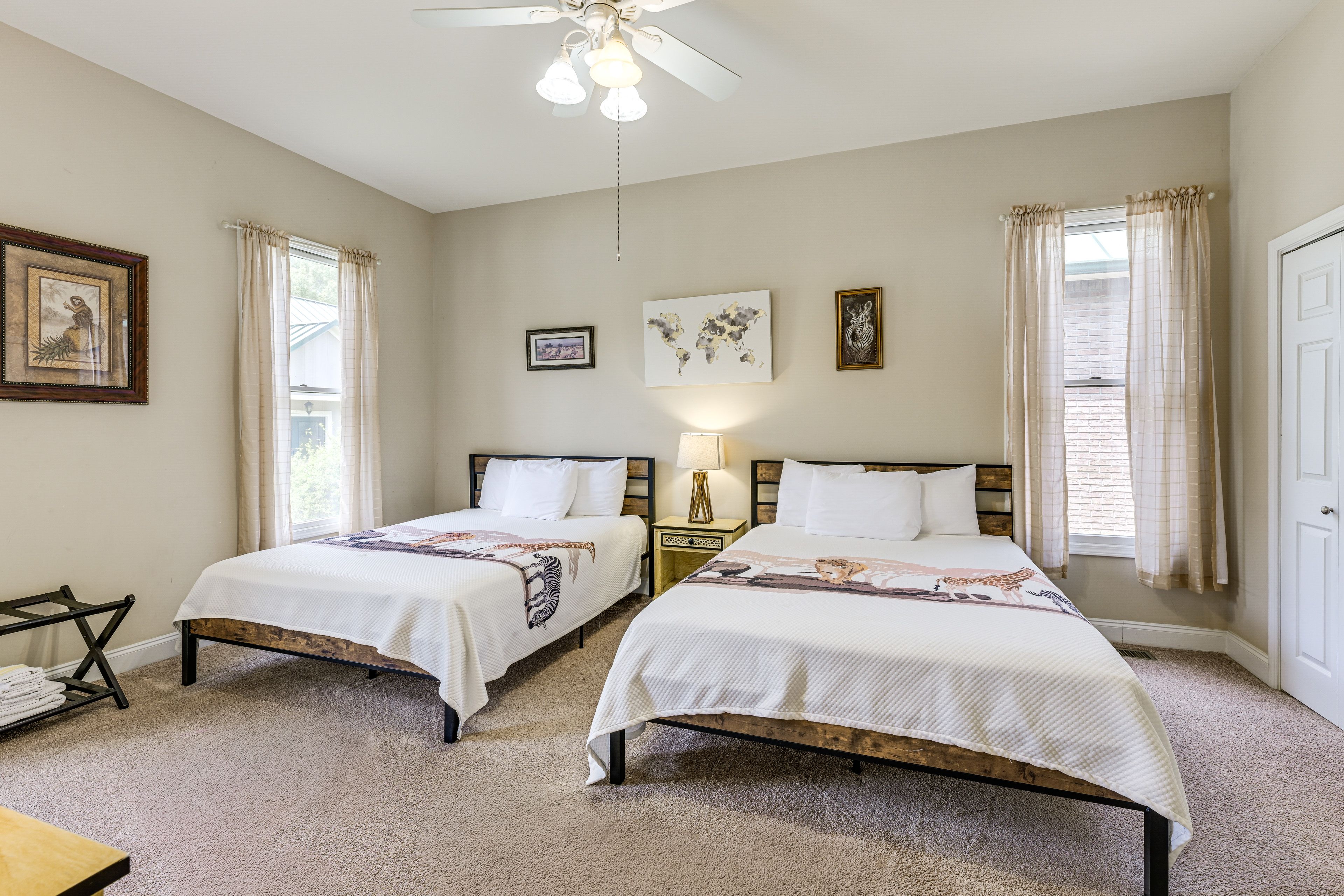 Bedroom 3 | 2 Queen Beds