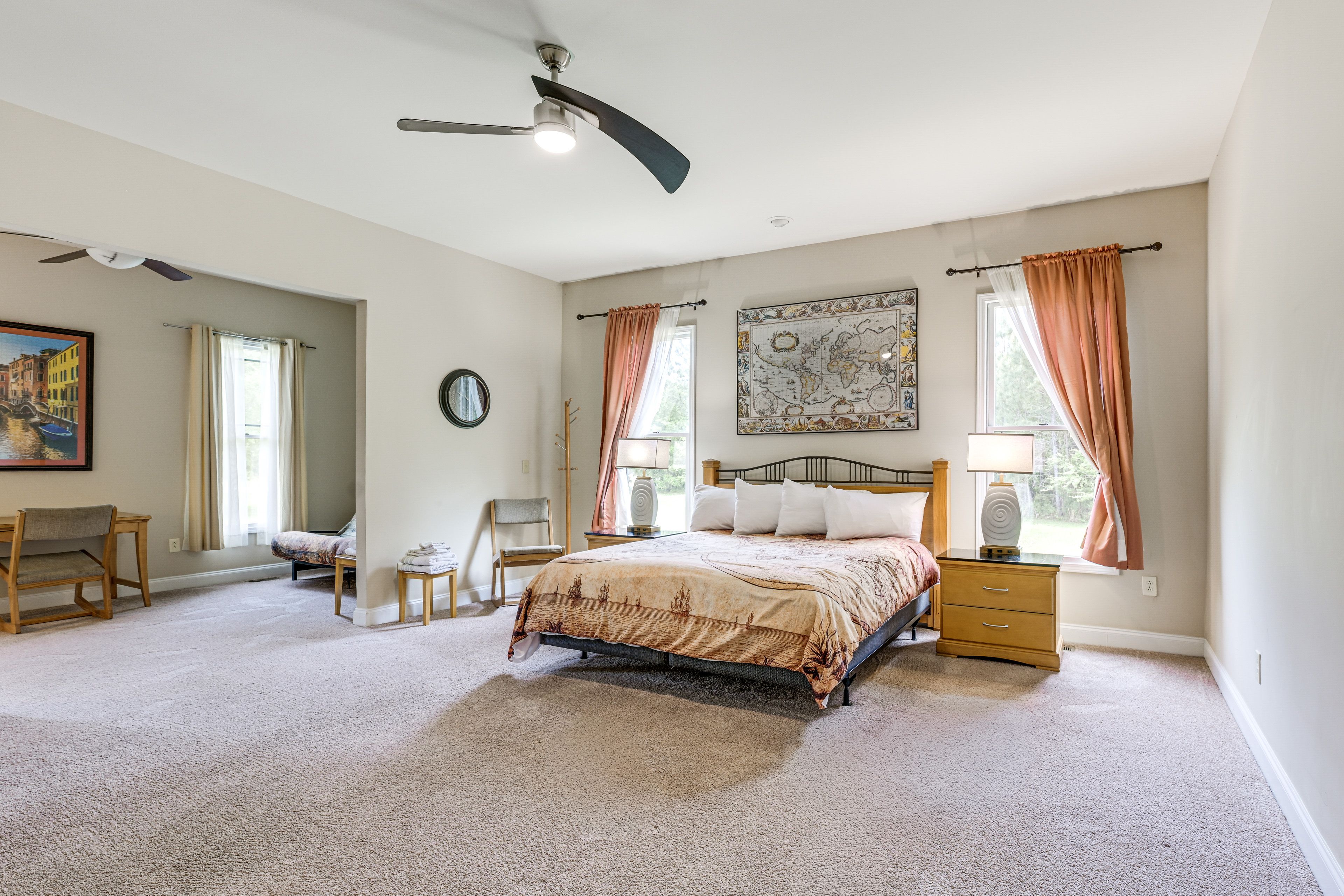 Bedroom 1 | King Bed