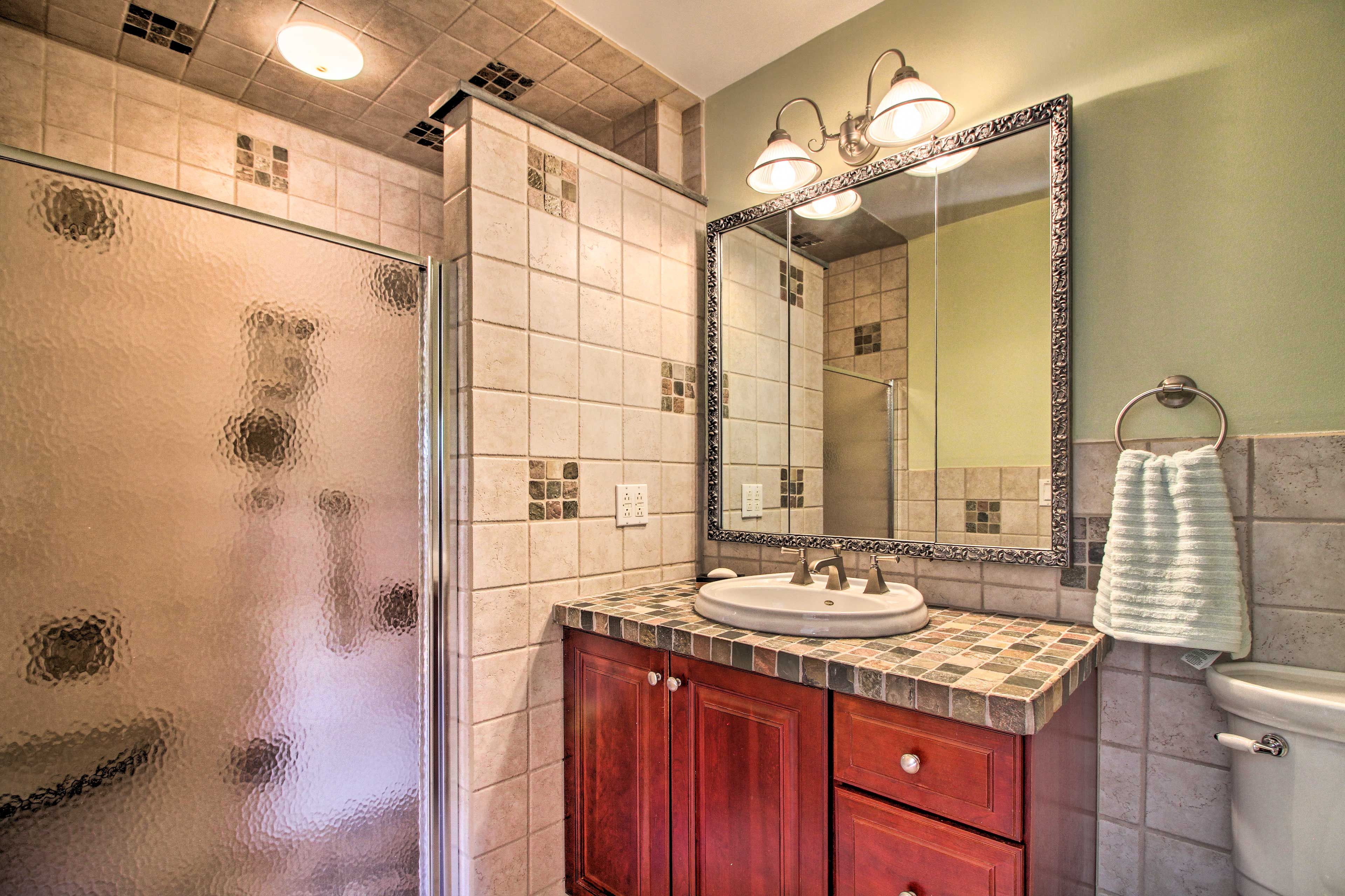 En-Suite Bathroom