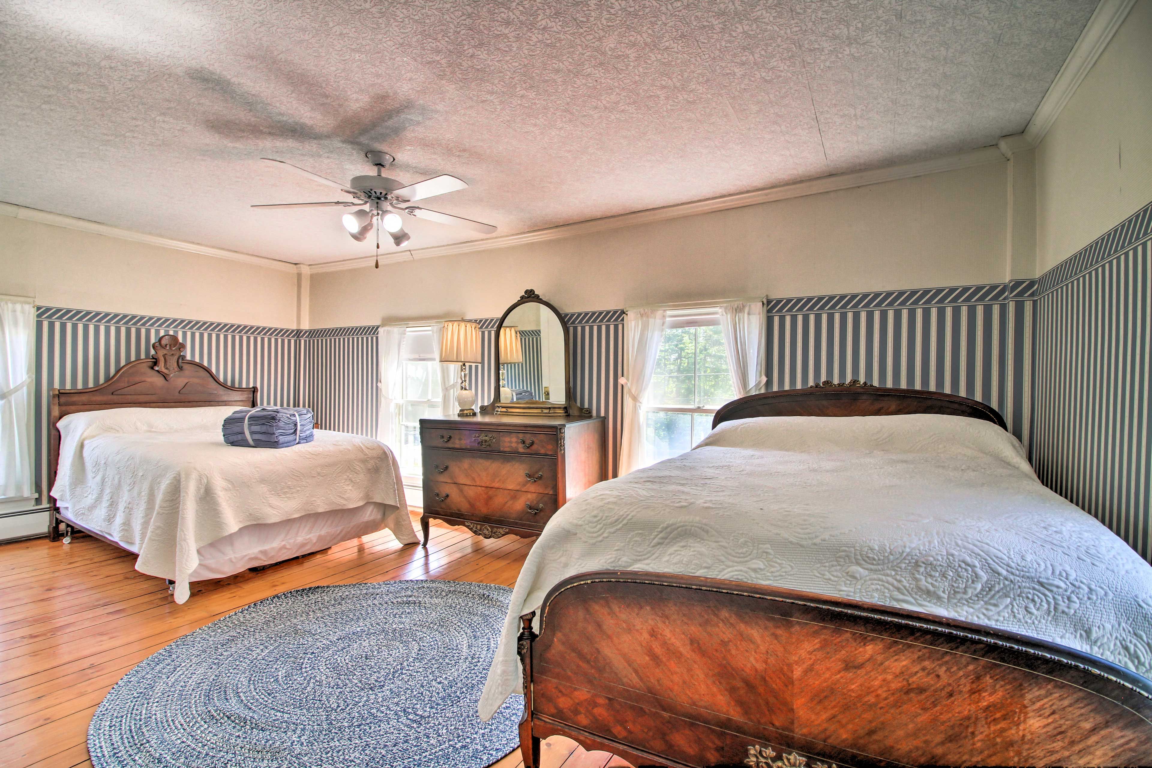 Bedroom 3 | 2nd Floor | Stairs Required | 2 Full Beds