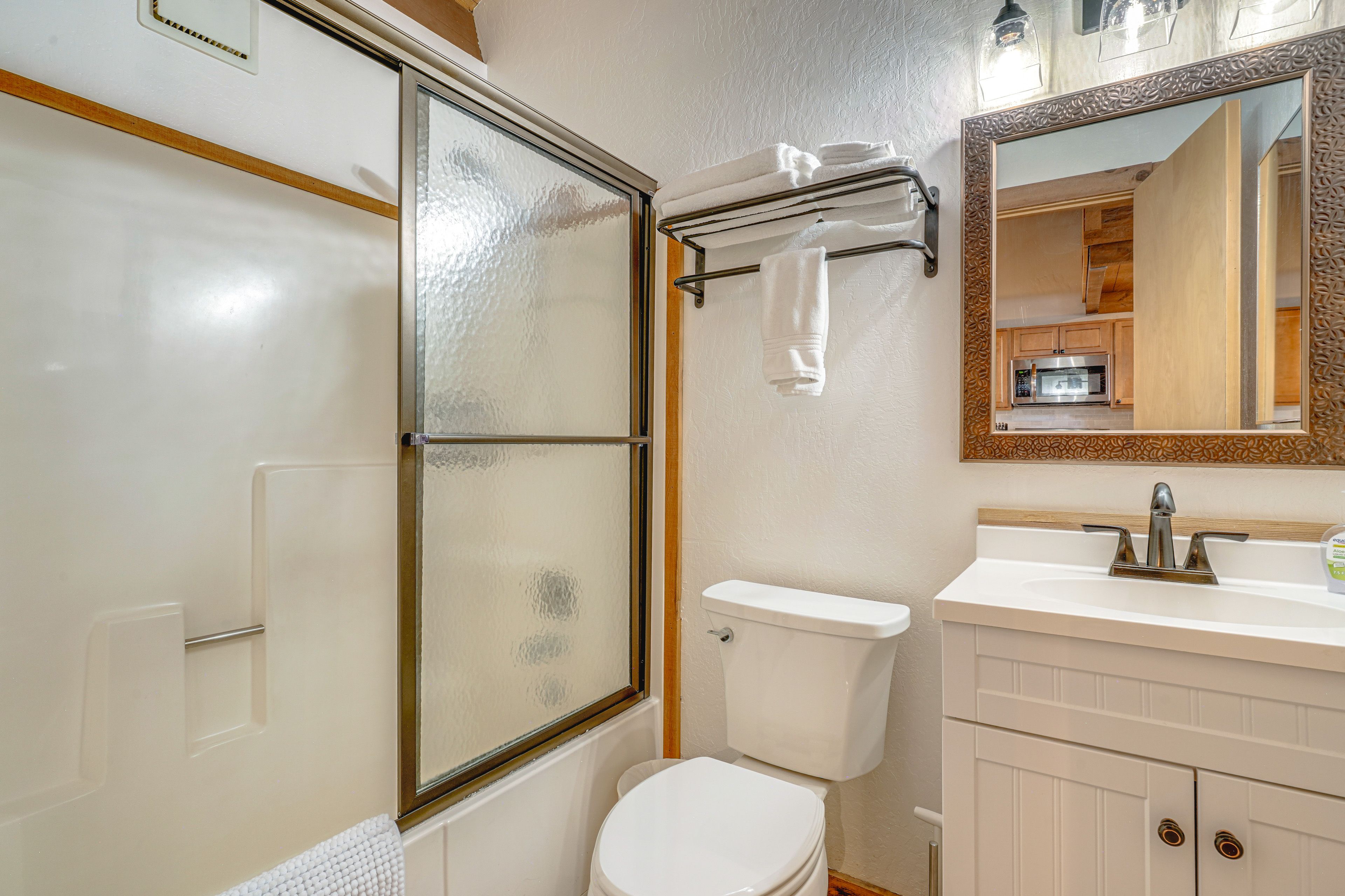 Bathroom 1 | Towels Provided | Complimentary Toiletries