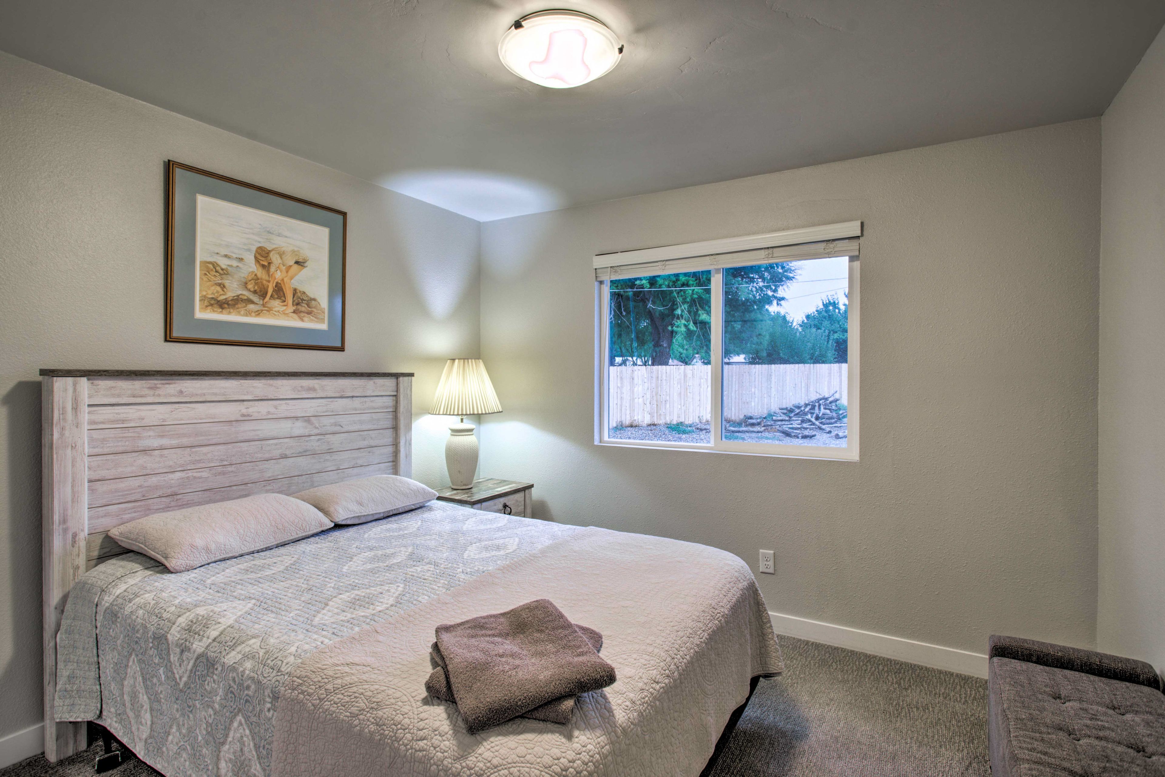 Bedroom 3 | Queen Bed