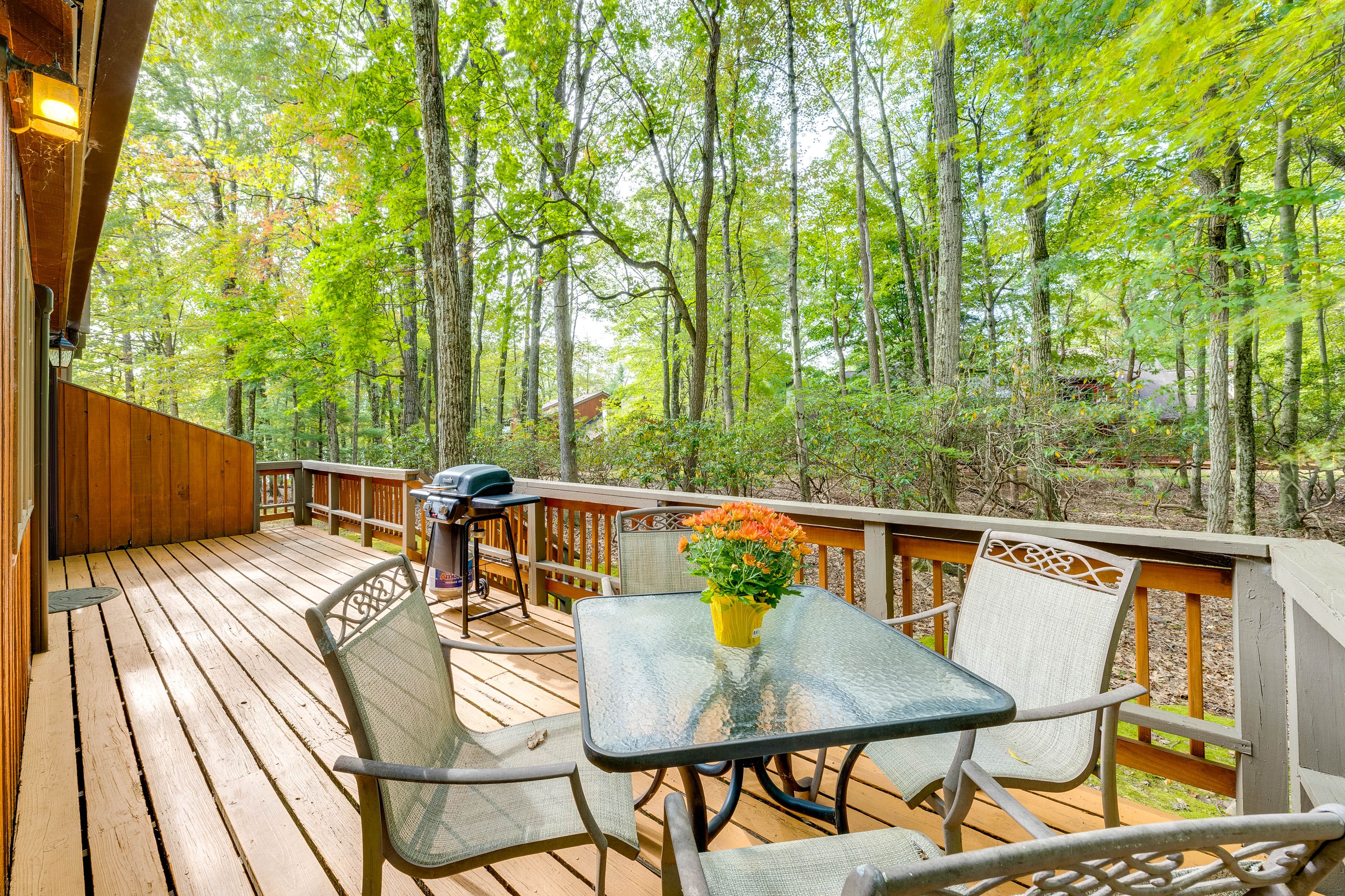 Lake Harmony Vacation Rental | 2BR | 2BA | 1,200 Sq Ft | Stairs Required