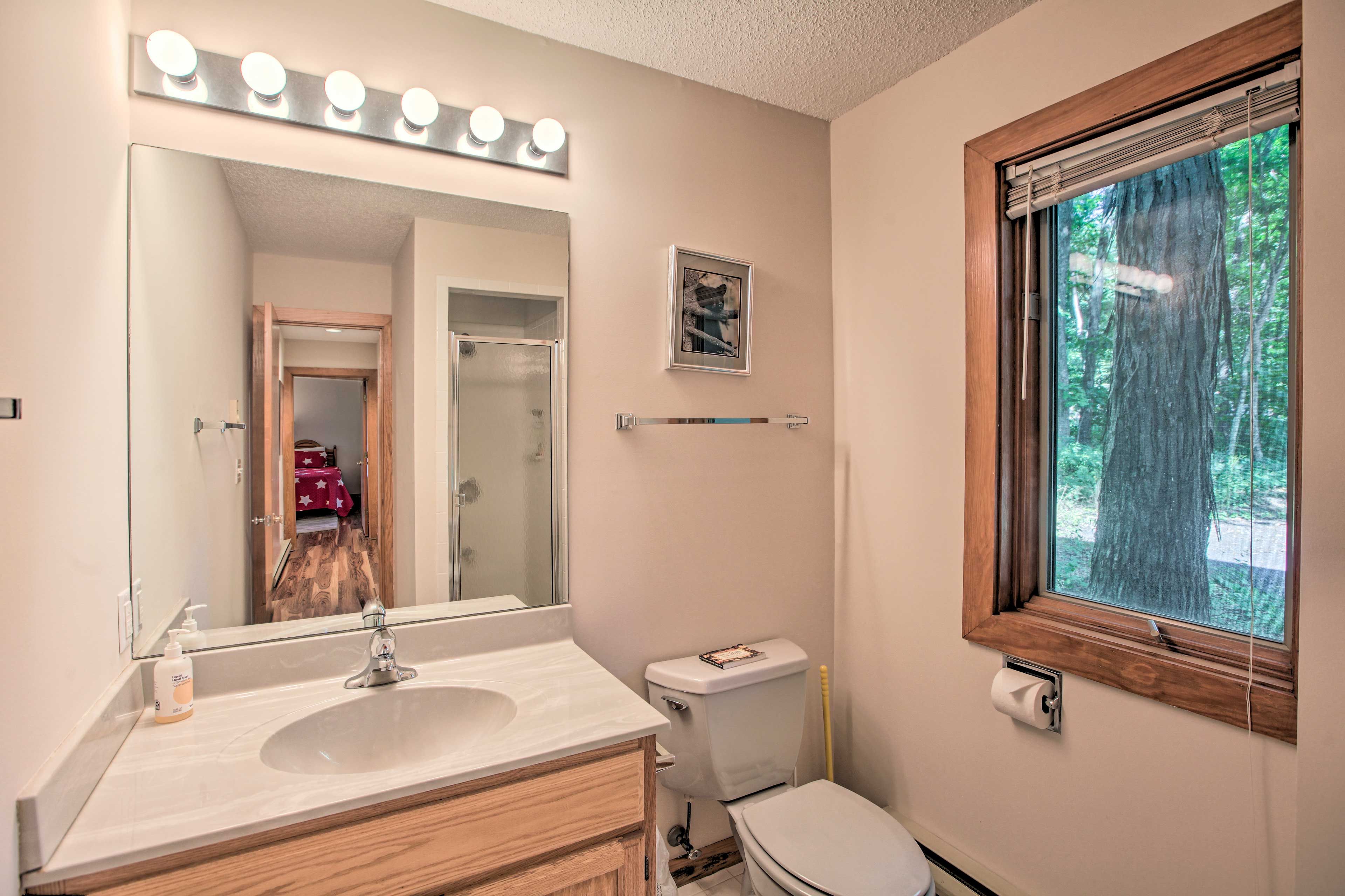 Full Bathroom