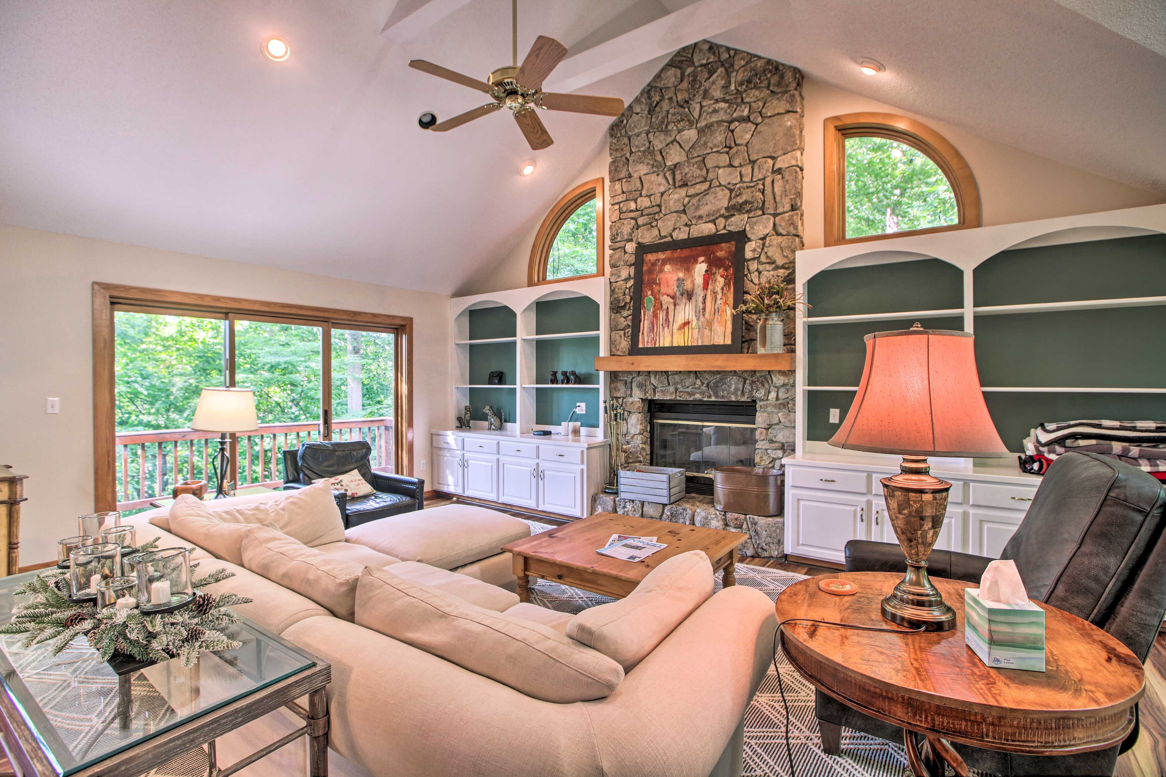 Roseland Vacation Rental | 4BR | 3.5BA | 3 Stories | 3,200 Sq Ft