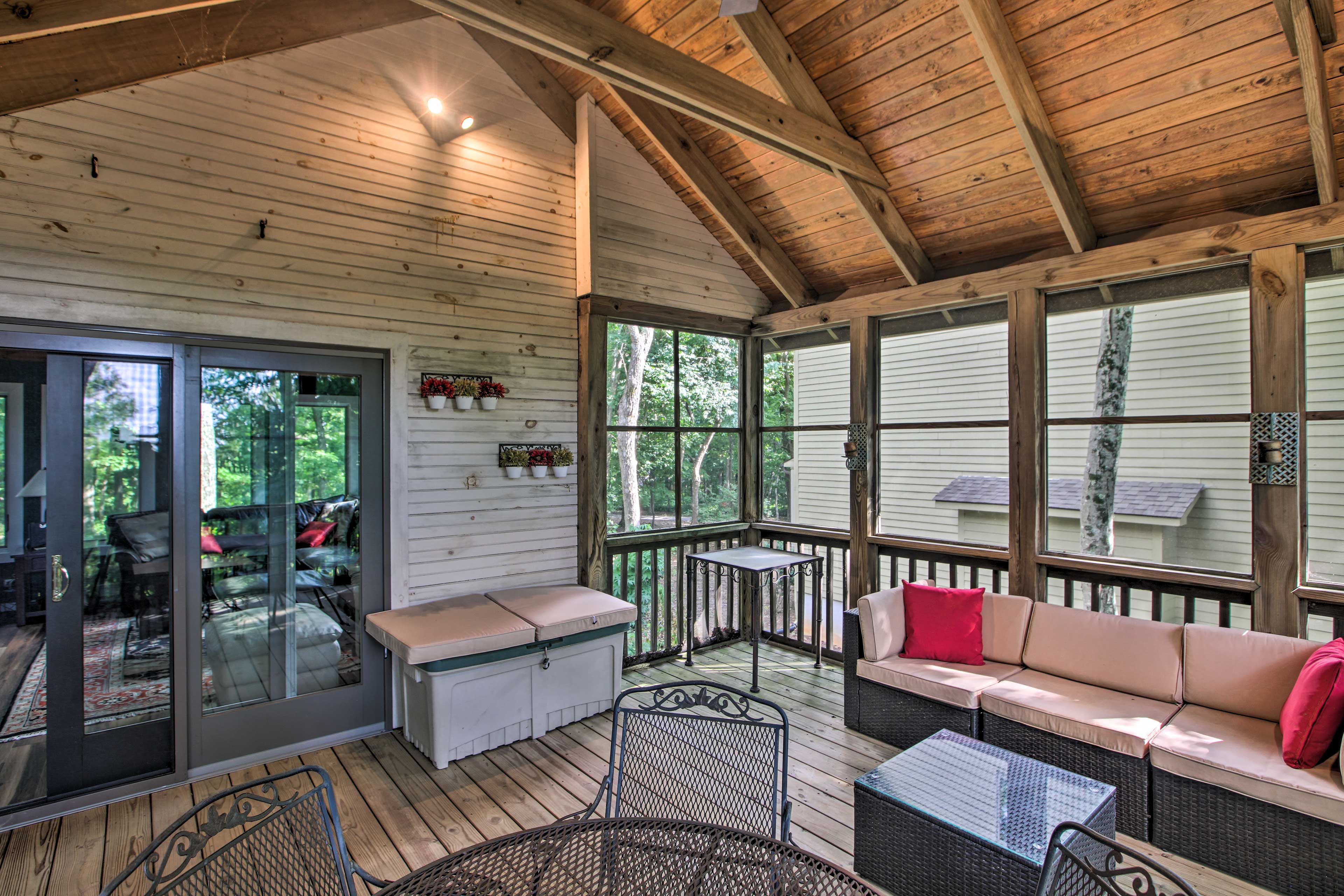 Screened Porch