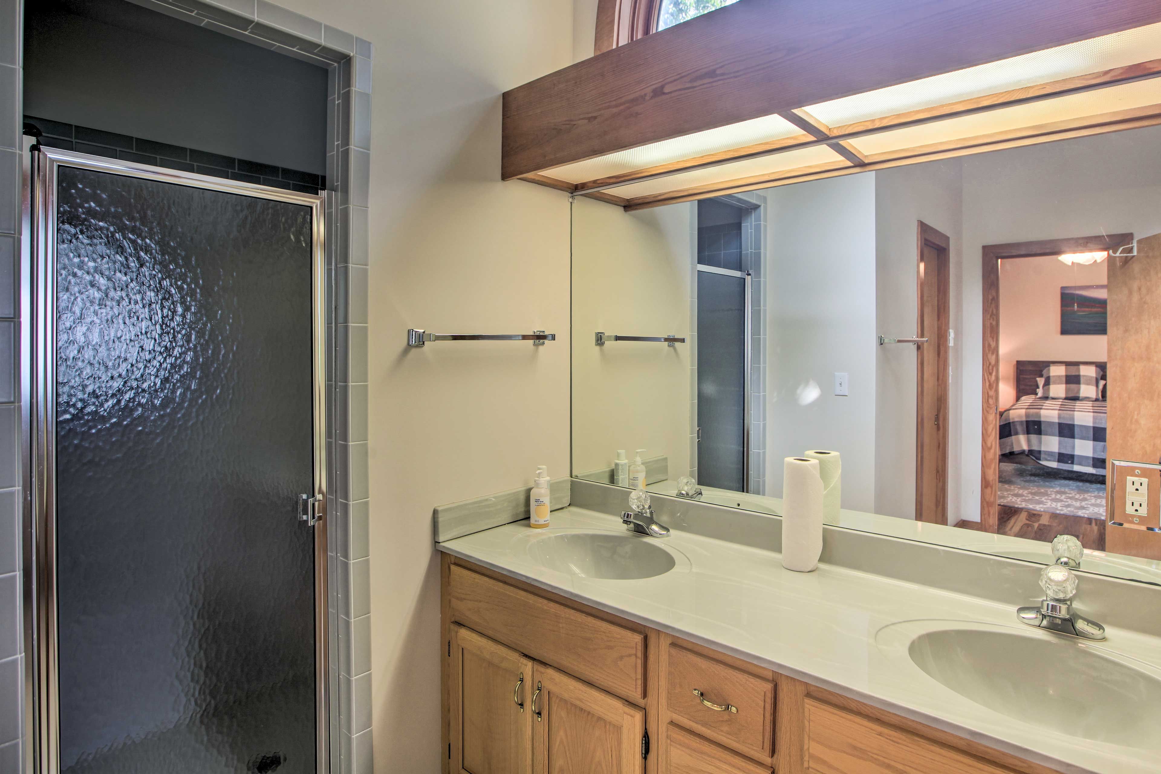 Full Bathroom