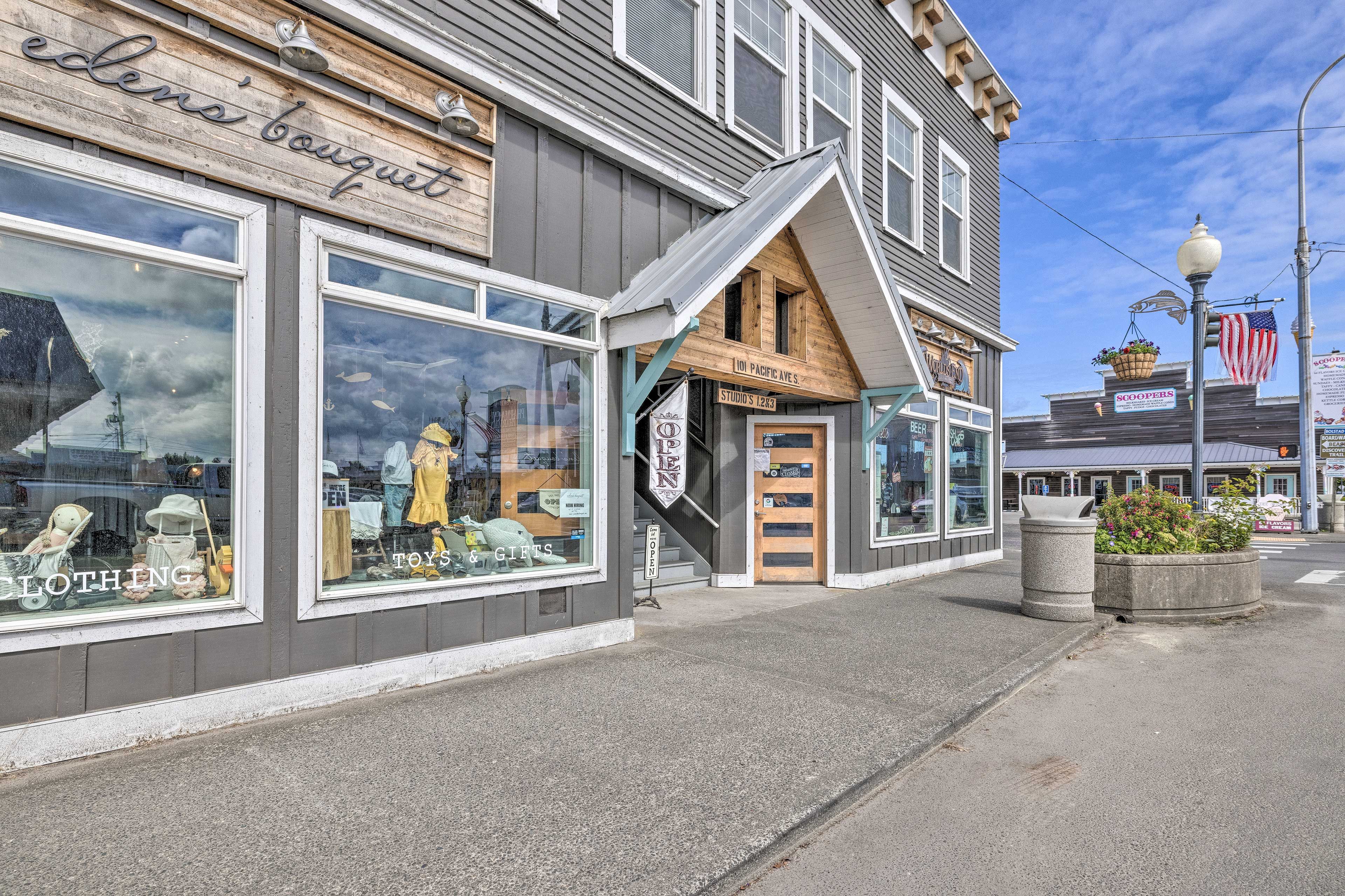 Building Exterior | Prime Downtown Location