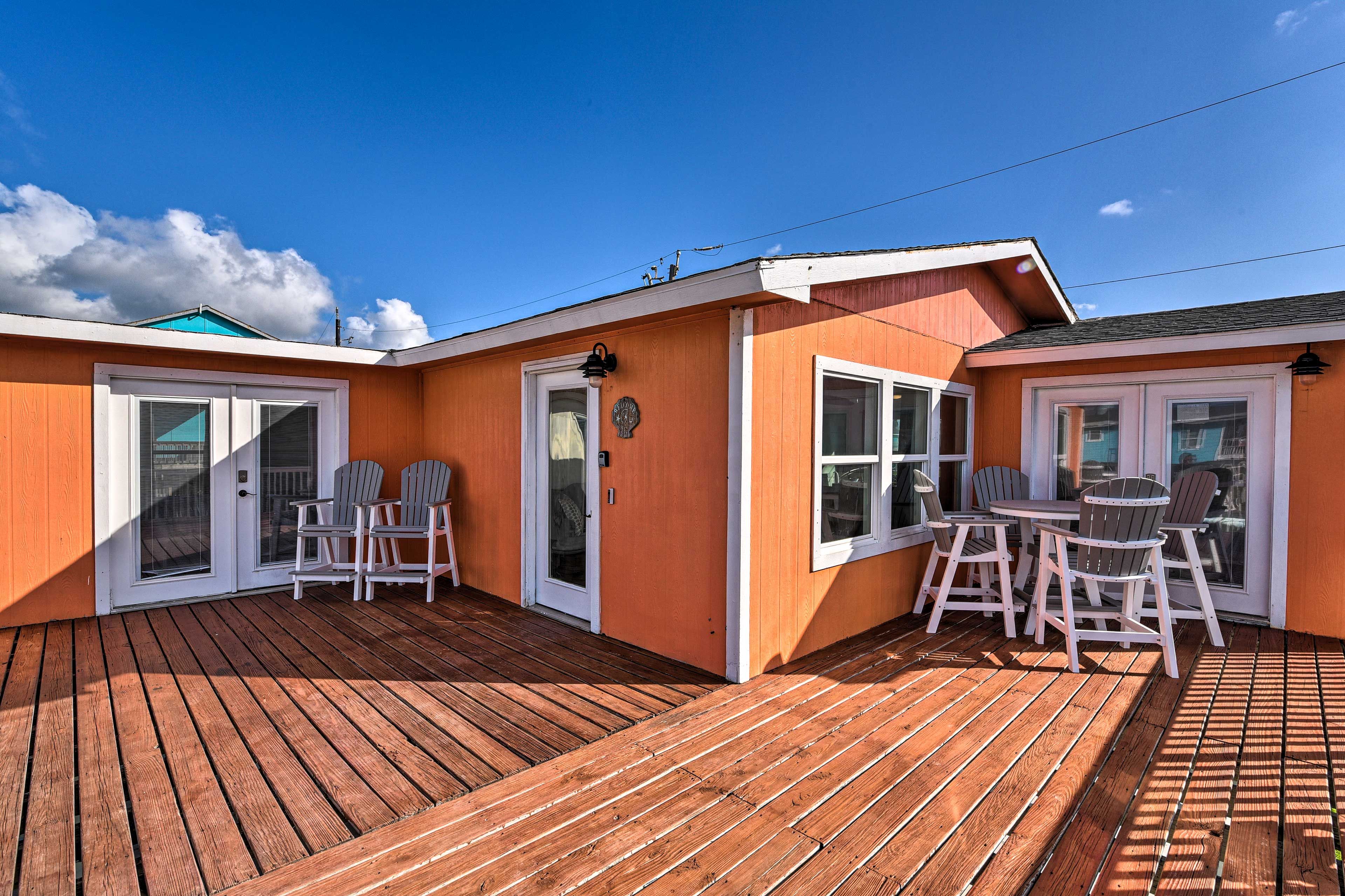 Private Deck