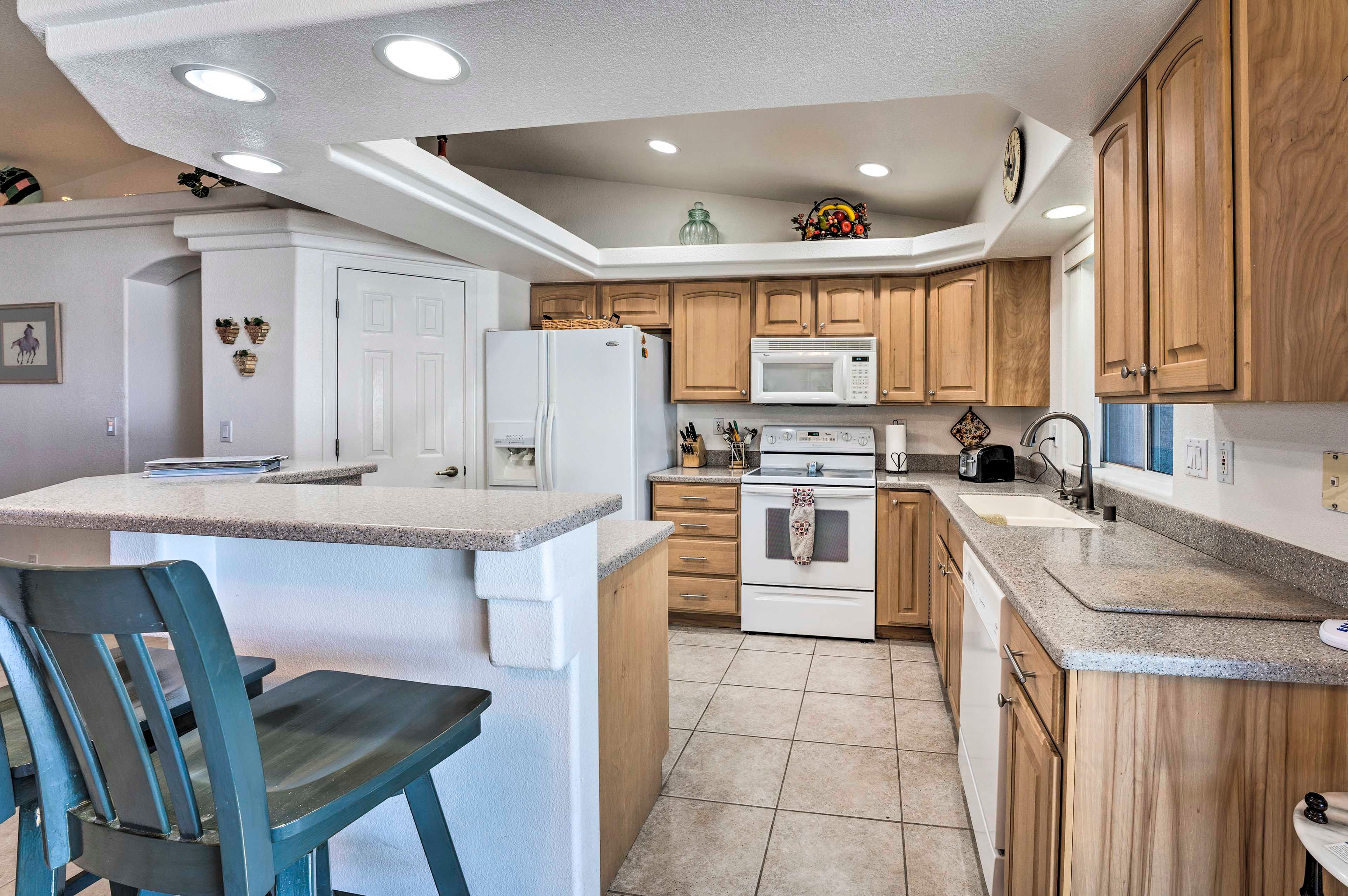 Fully Equipped Kitchen | Blender | Crock-Pot