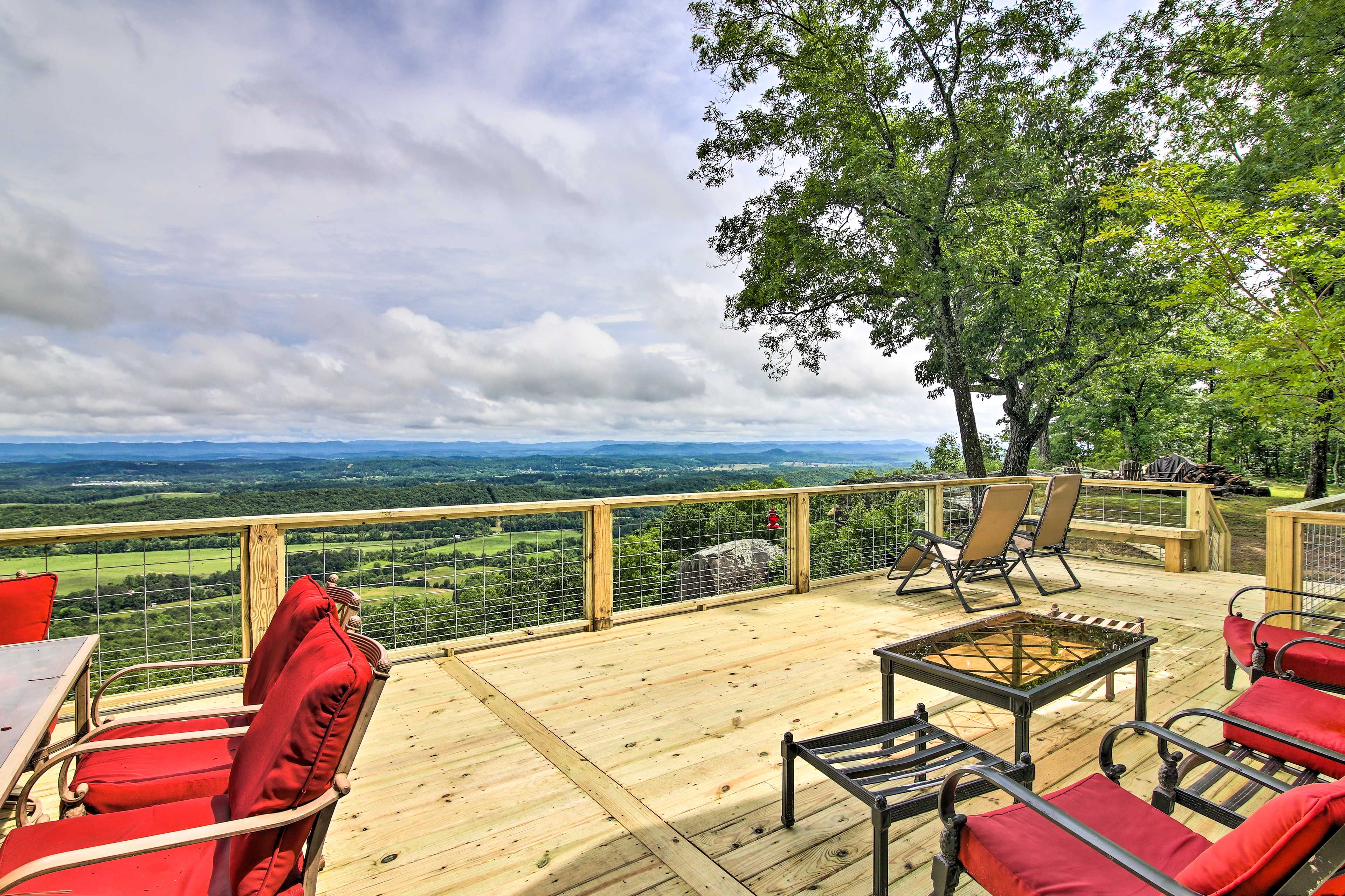 Private Deck